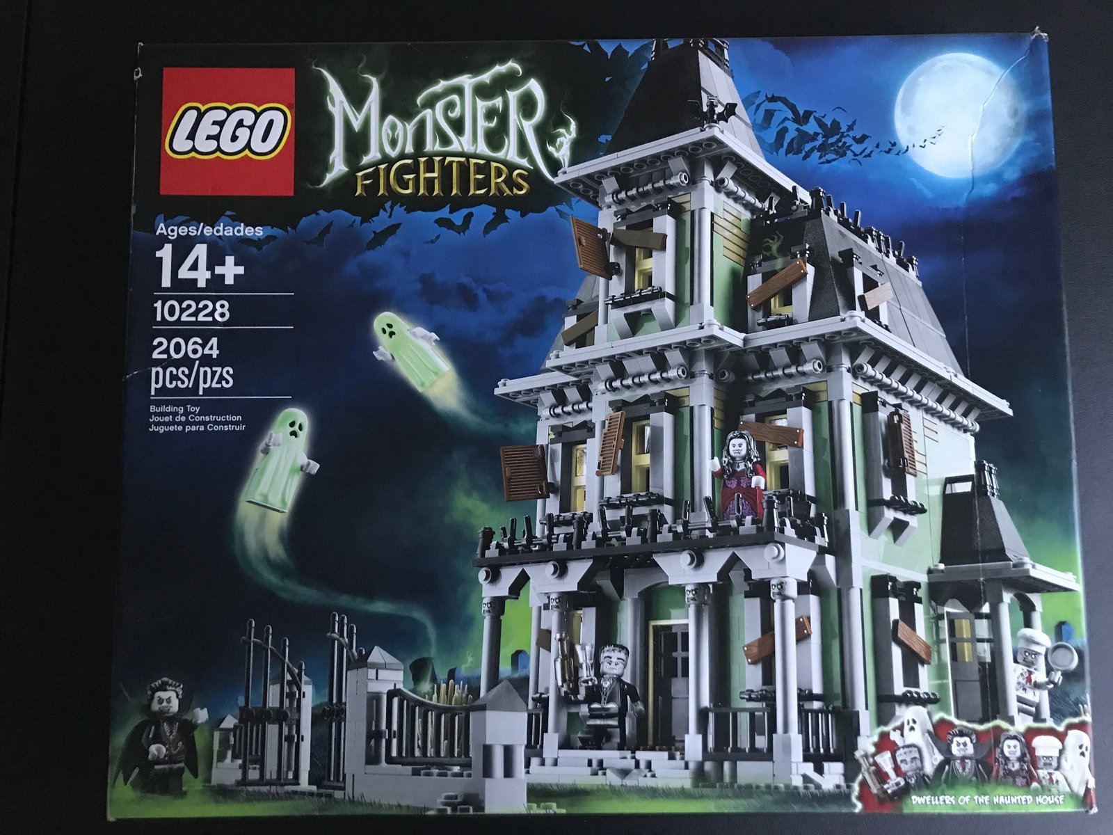 LEGO MONSTER FIGHTERS #10228 BUILDING TOY SEALED IN ORIGINAL PACKAGING: Prices are in Canadian dollars