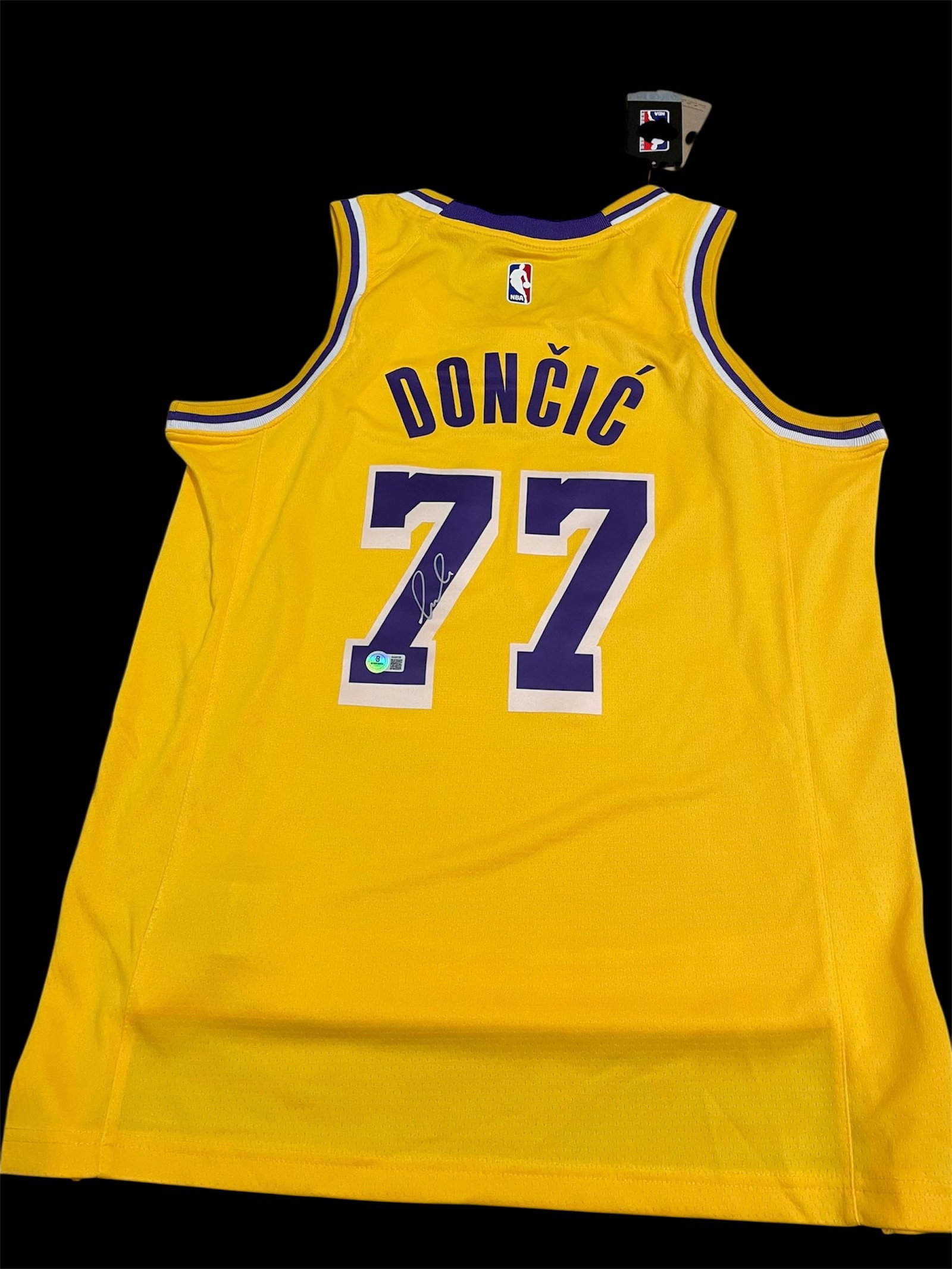 LUKA DONCIC SIGNED LOS ANGELES LAKERS JERSEY - BECKETT COA: Prices are in Canadian dollars