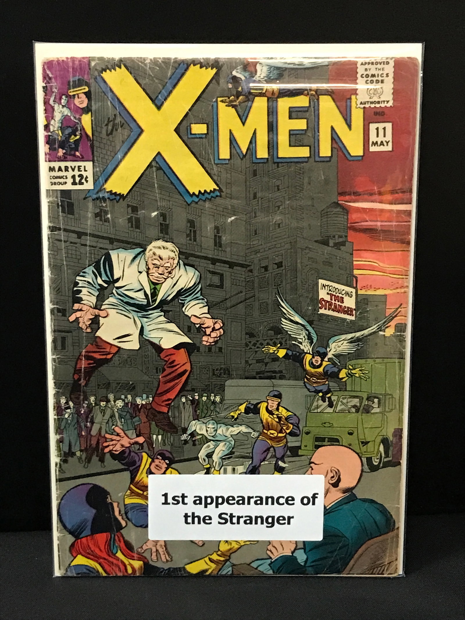 X-MEN #11 1ST APP OF THE STRANGER - MARVEL COMICS (1 of 1)