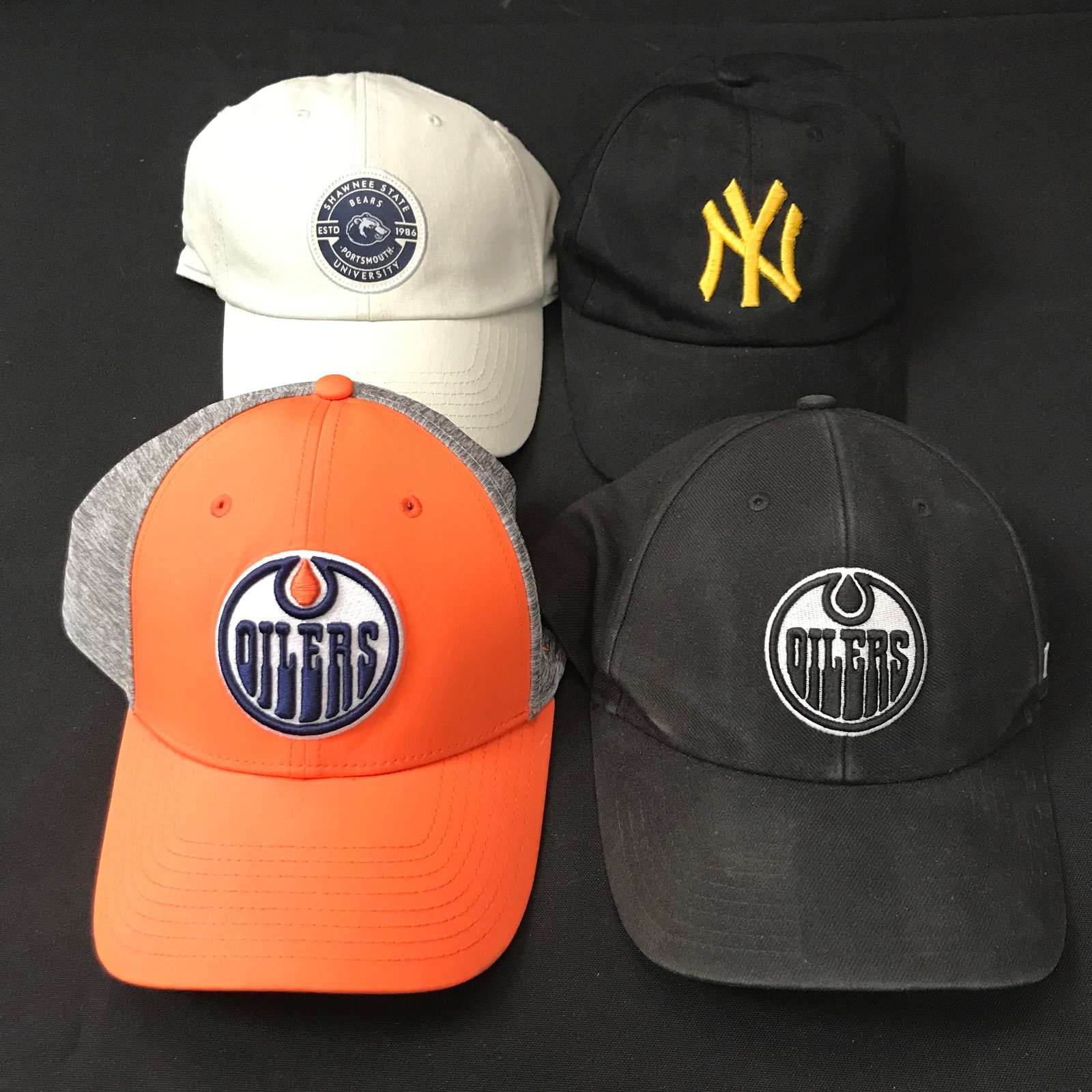 LOT OF 4 CAPS INCLUDING 2 EDMONTON OILERS: Prices are in Canadian Dollars