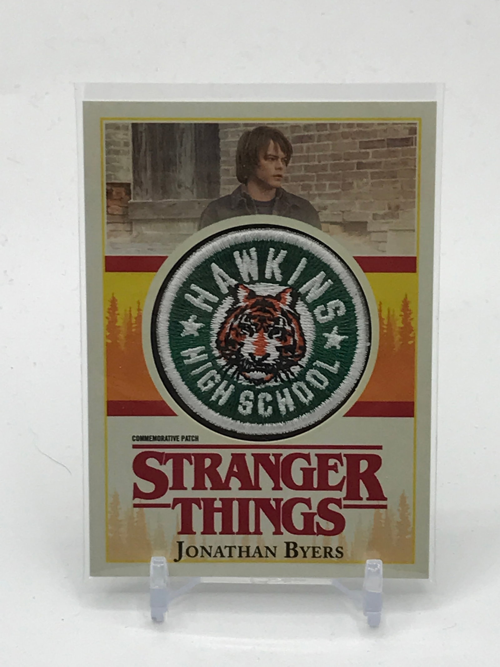 TOPPS NETFLIX STRANGER THINGS HAWKINS HIGH SCHOOL COMMERMORATIVE PATCH TRADING CARD: Prices are in Canadian dollars