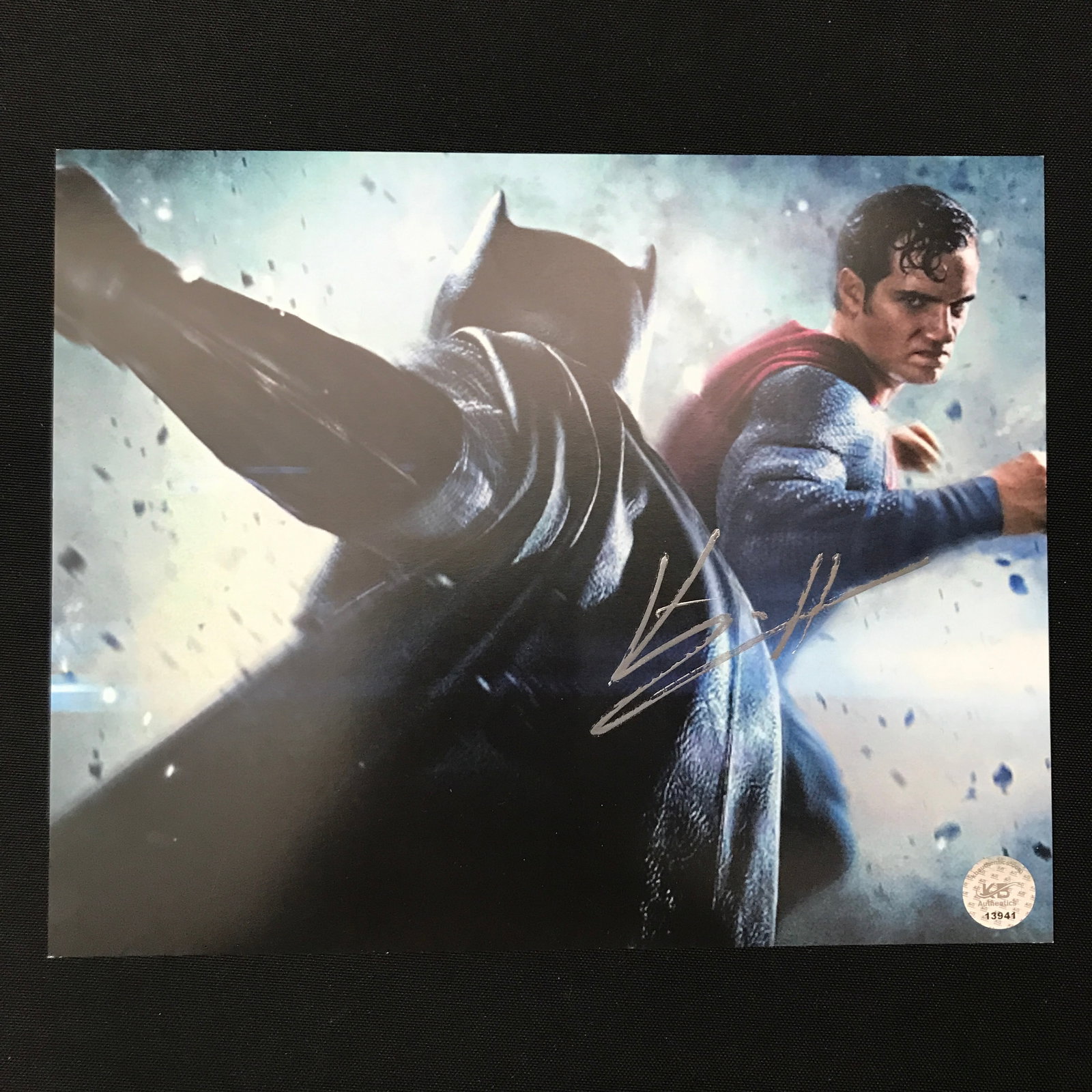 HENRY CAVILL SIGNED SUPERMAN 8X10 - KB COA: Prices are in Canadian dollars