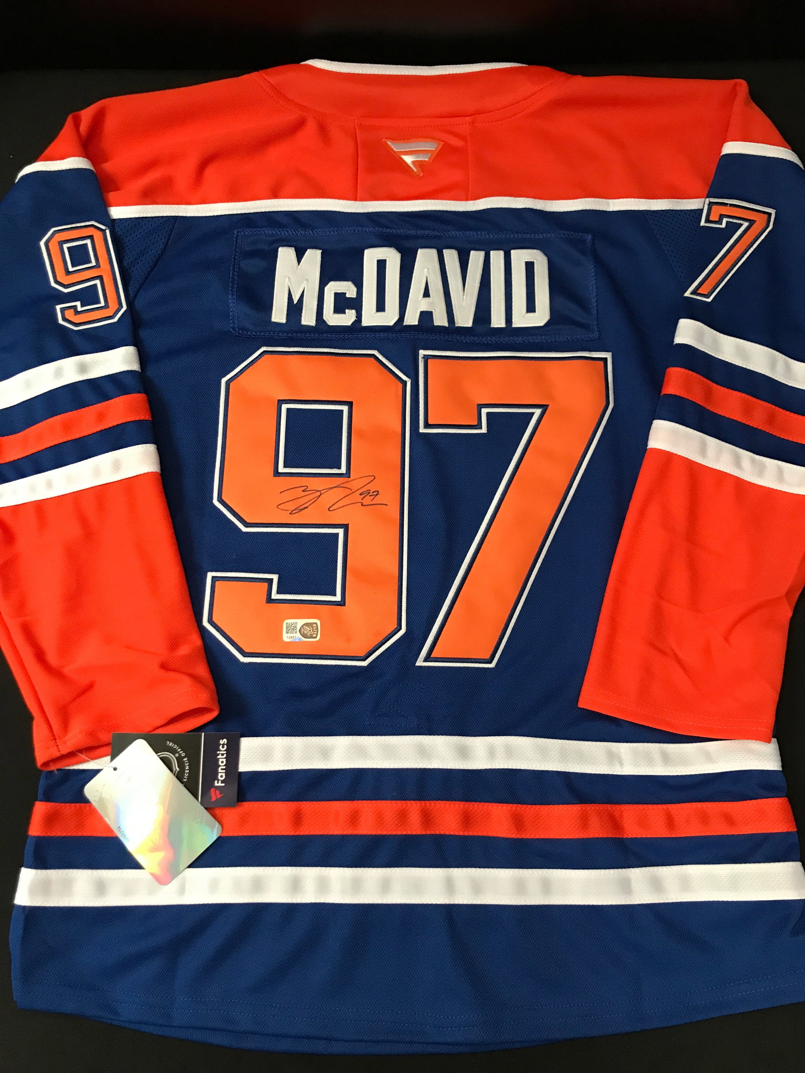 CONNOR MCDAVID EDMONTON OILERS CUSTOM JERSEY - ELITE COA: Prices are in Canadian dollars