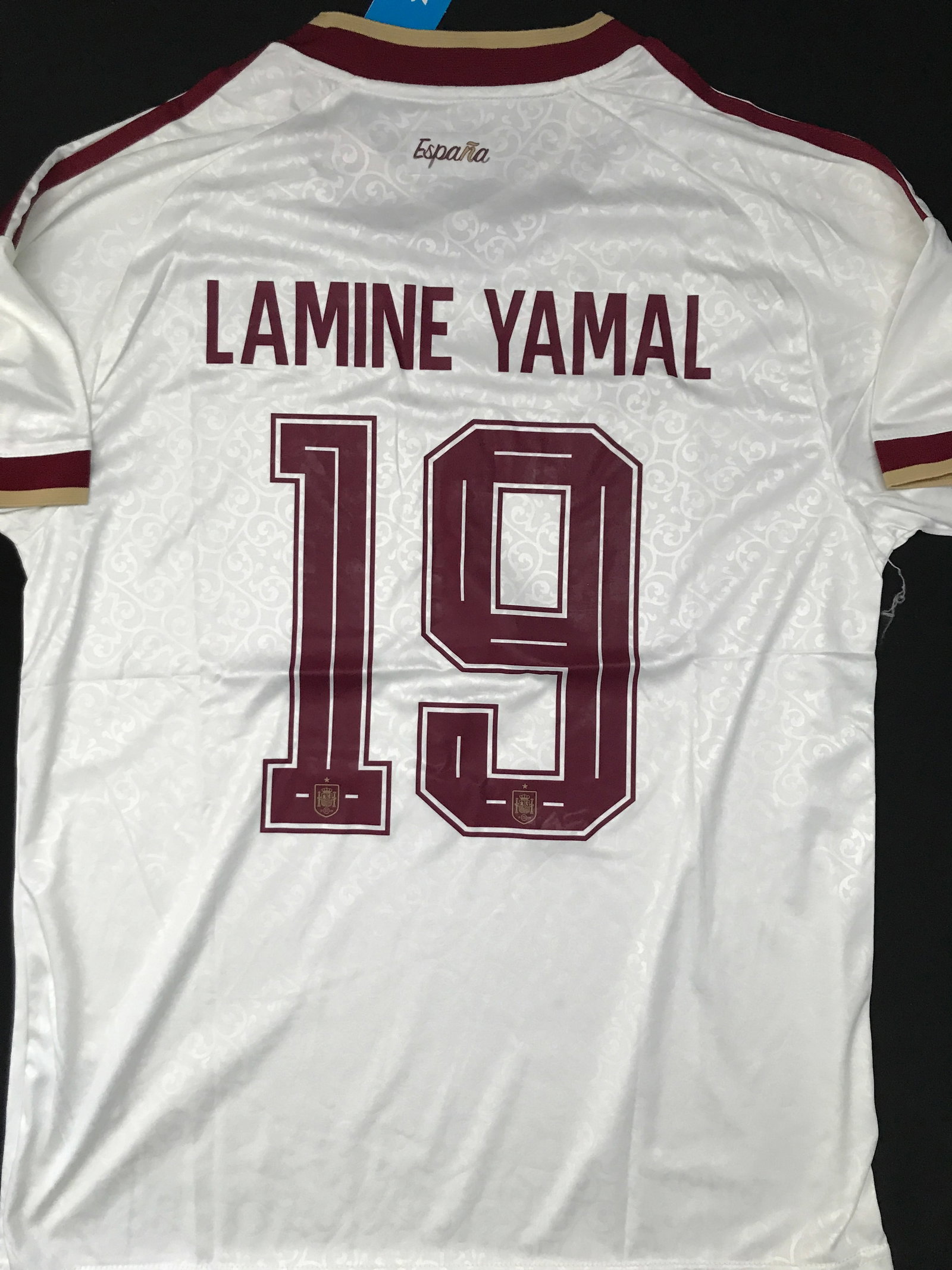NEW WITH TAGS LAMINE YAMAL SPAIN SOCCER JERSEY: Prices are in Canadian dollars