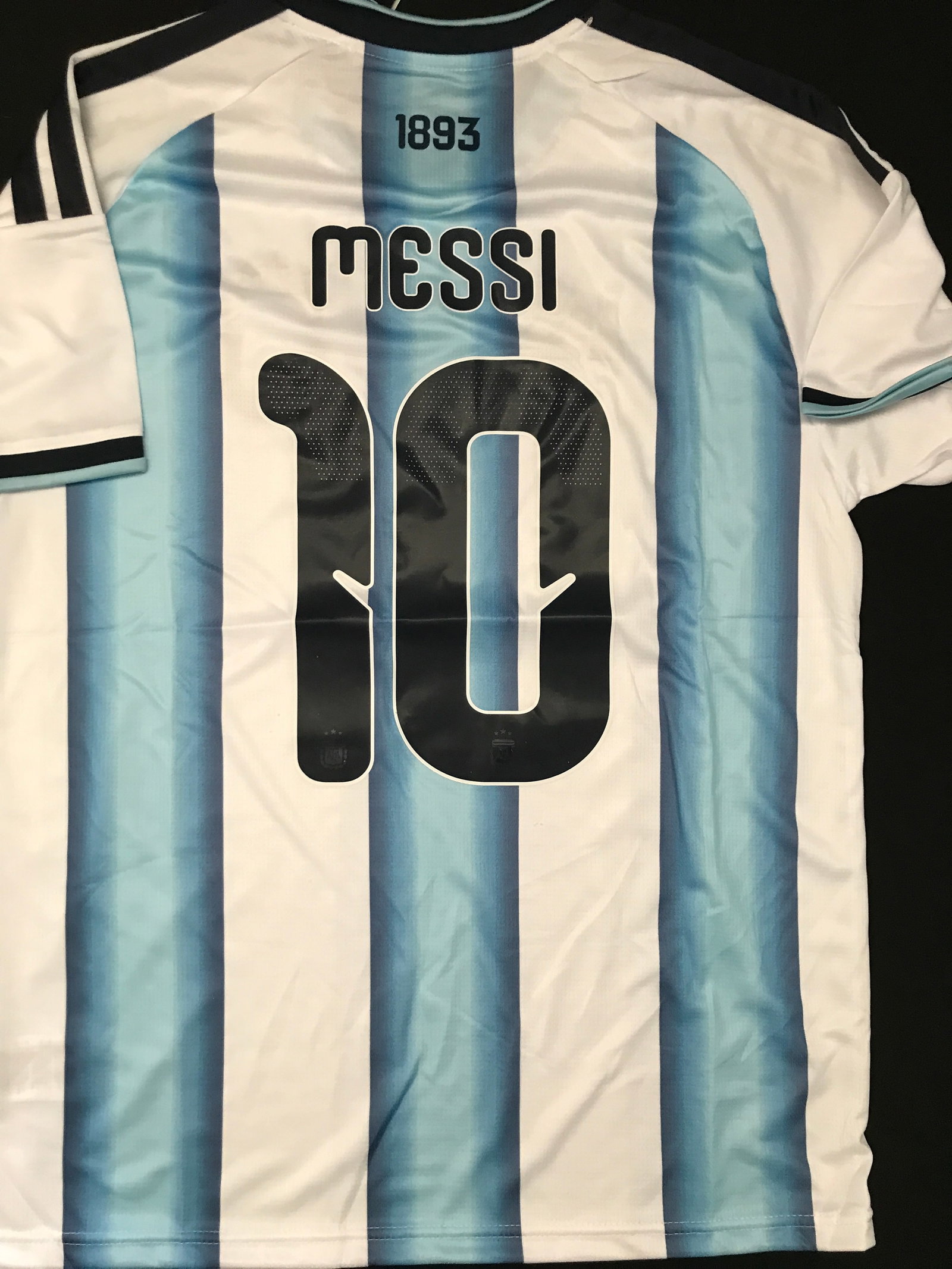 NEW WITH TAGS LIONEL MESSI ARGENTINA SOCCER JERSEY: Prices are in Canadian dollars