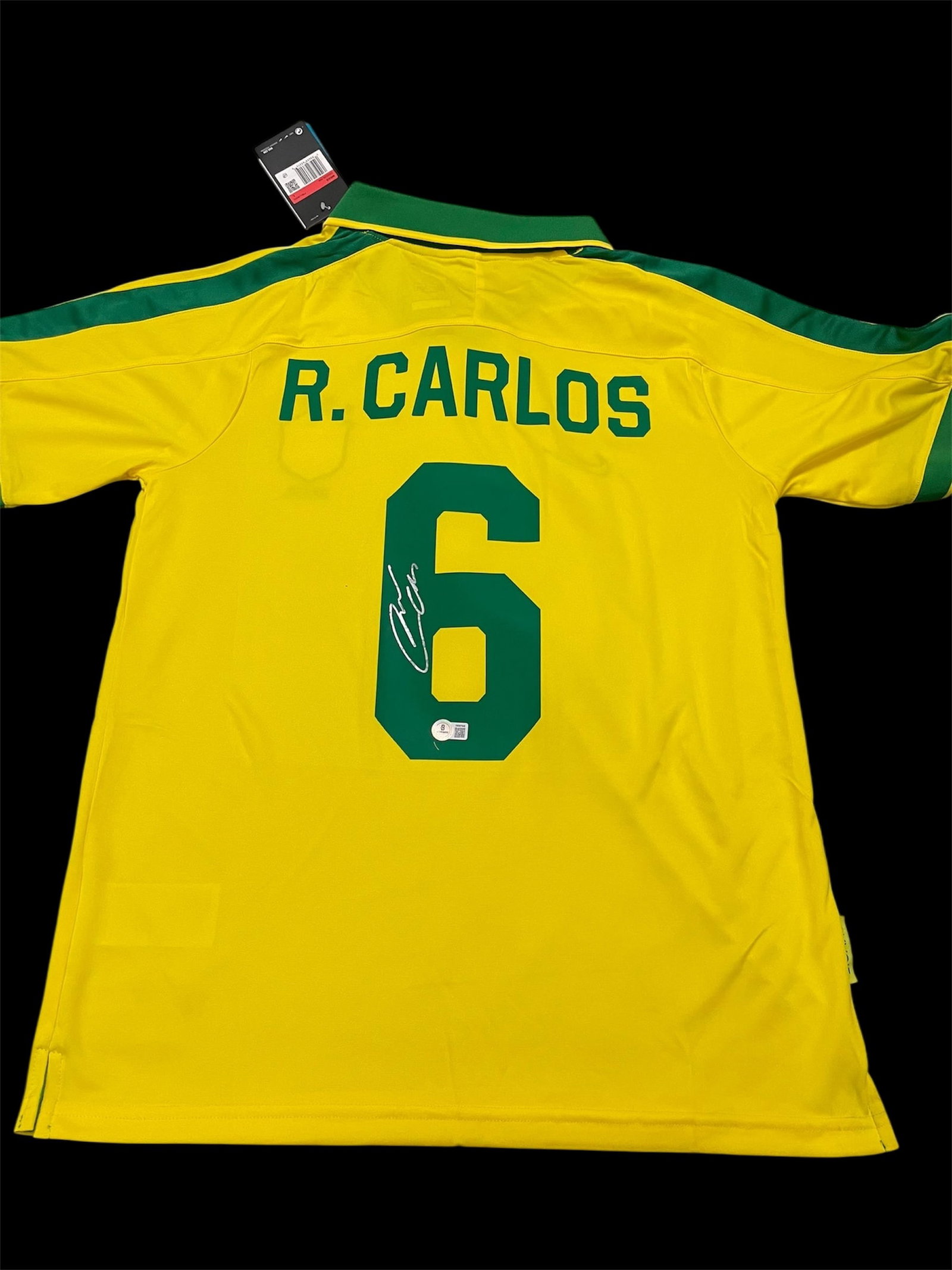 ROBERTO CARLOS SIGNED BRAZIL SOCCER JERSEY - BECKETT COA: Prices are in Canadian dollars