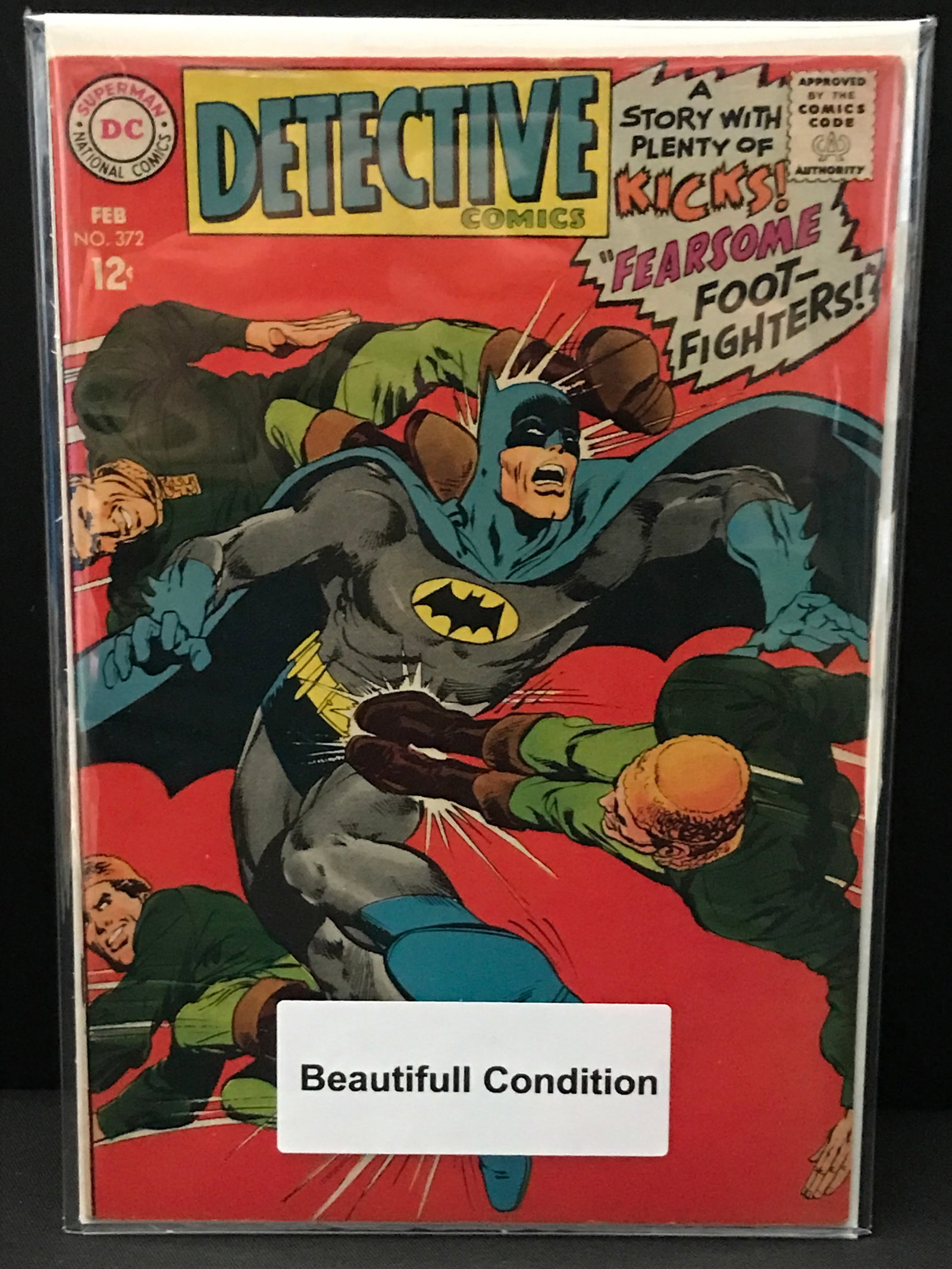 DETECTIVE COMICS #372 - DC COMICS (1 of 1)