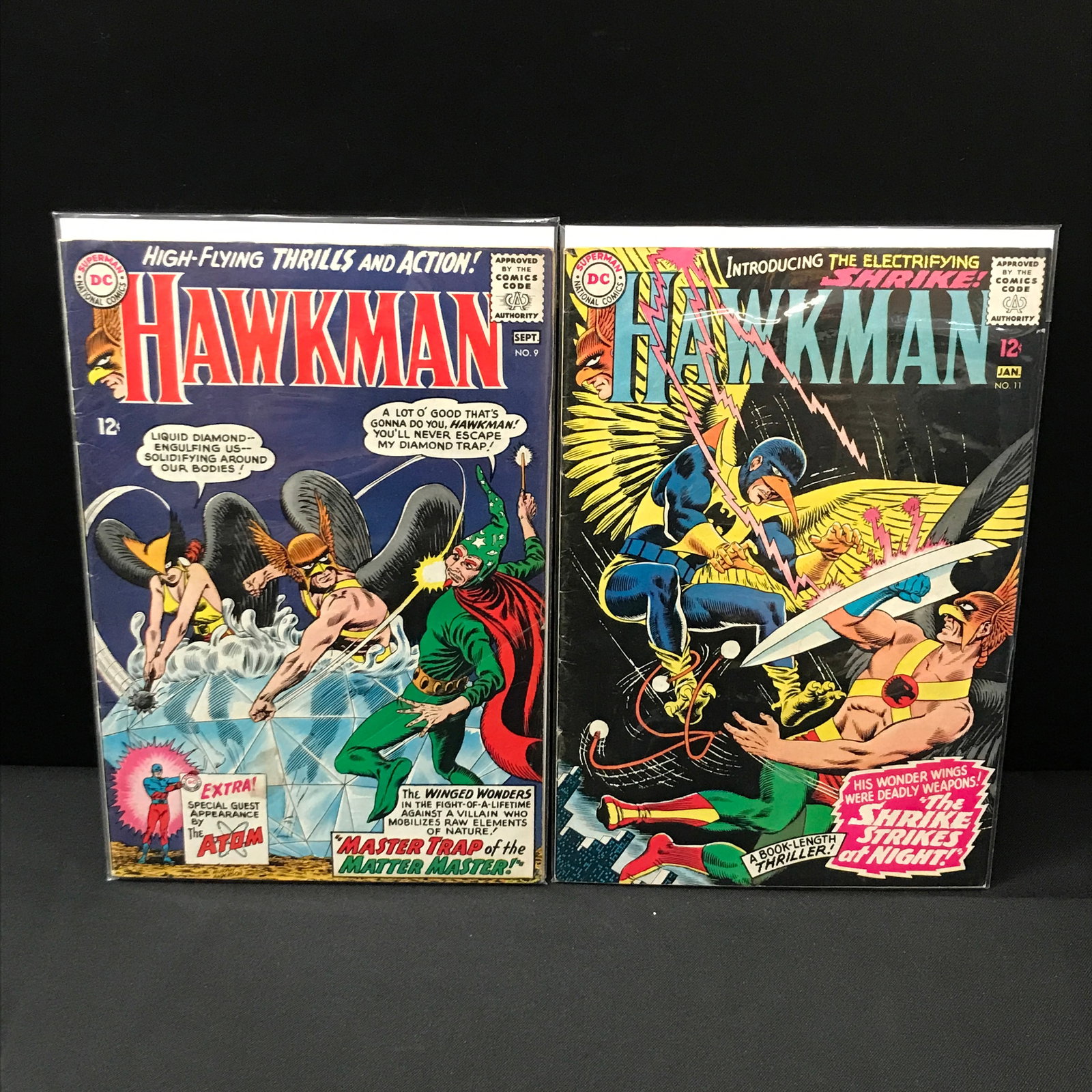 LOT OF 2 HAWKMAN COMICS - DC COMICS (1 of 1)