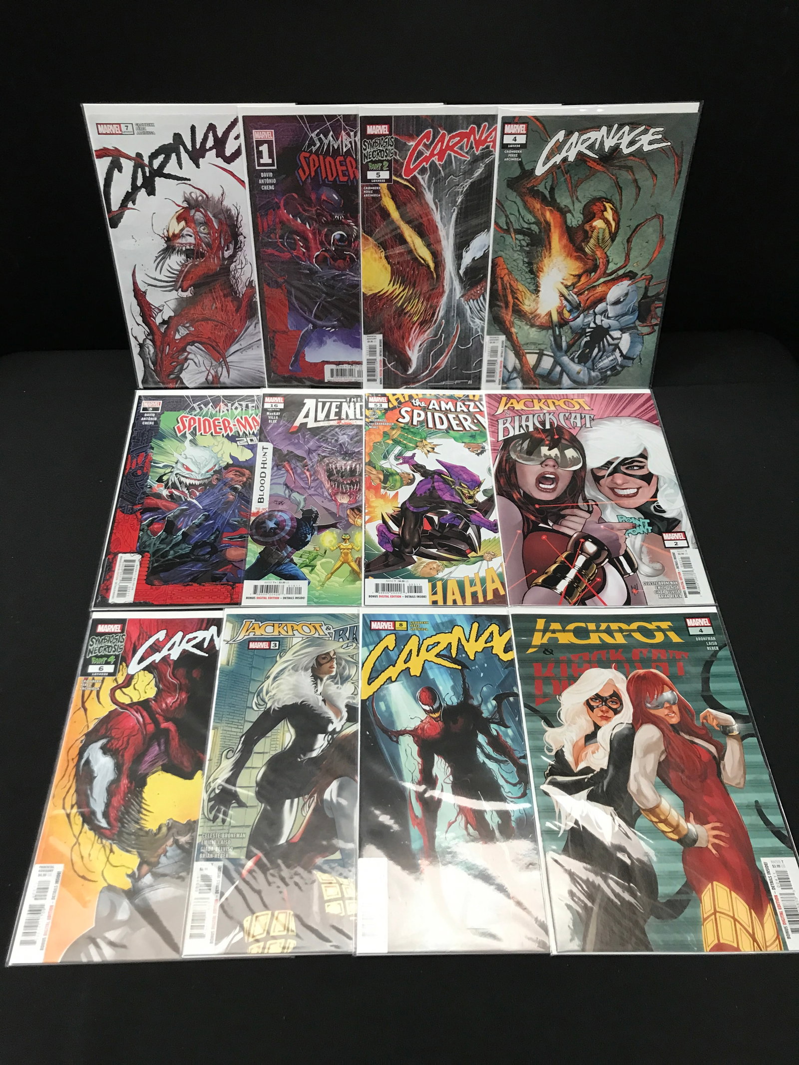 LOT OF 12 MIXED TITLE COMICS - MARVEL COMICS: Prices are in Canadian Dollars