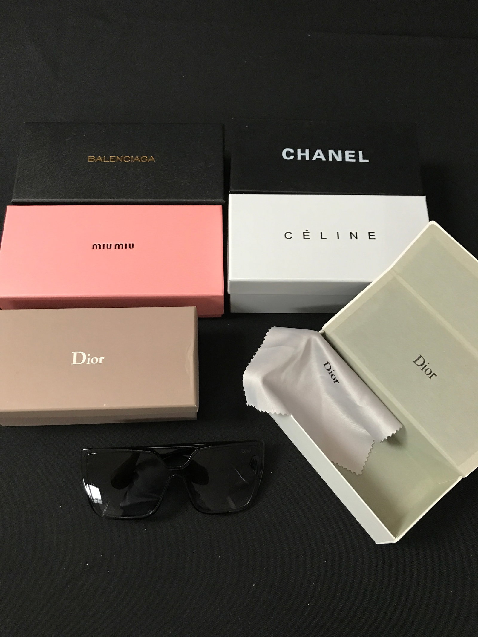 LOT OF NEW SUNGLASSES VARIOUS STYLES: Prices are in Canadian dollars