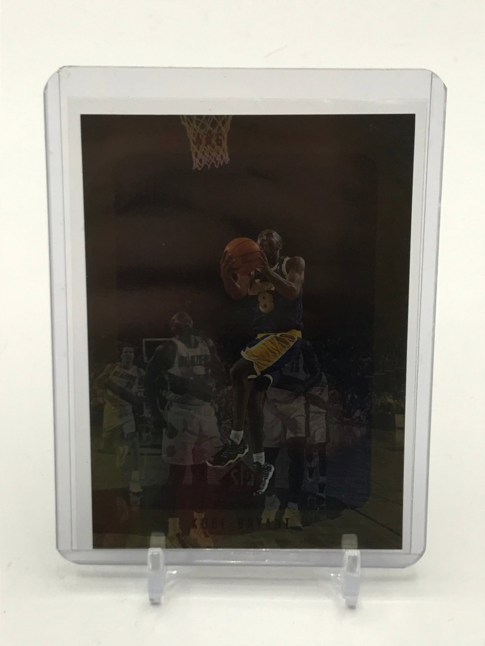1998 UPPER DECK KOBE BRYANT TRADING CARD (1 of 2)