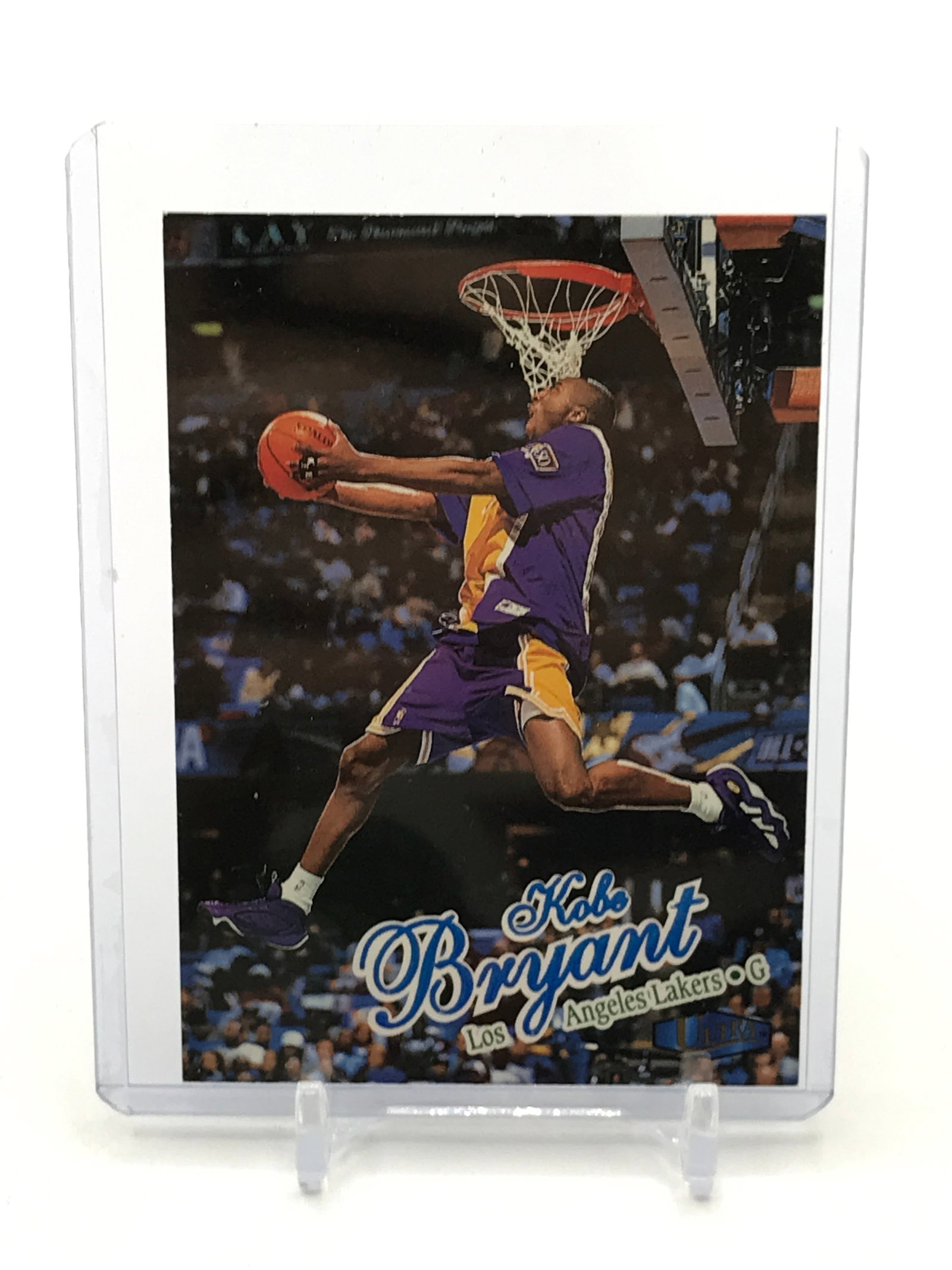 1997-98 FLEER KOBE BRYANT TRADING CARD: Prices are in Canadian dollars