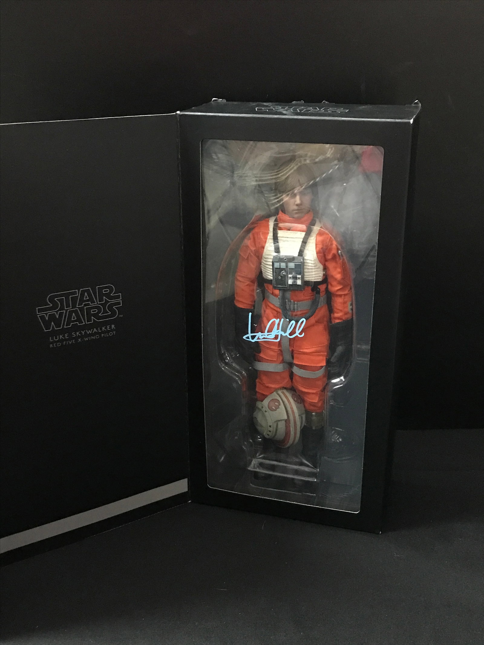 MARK HAMILL SIGNED SIDESHOW LUKE SKYWALKER STATUE (WWOC COA) (1 of 2)