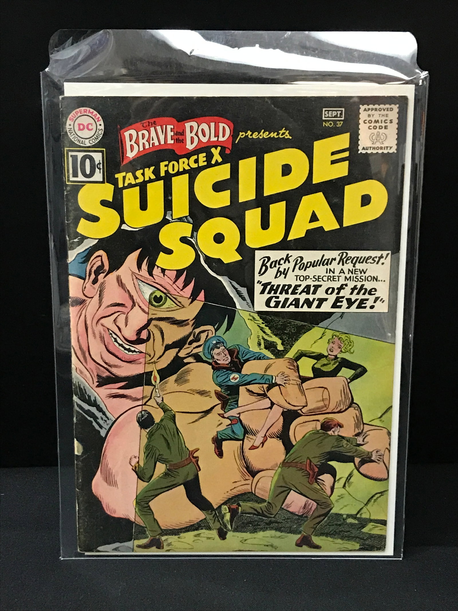 THE BRAVE AND THE BOLD PRESENTS SUICIDE SQUAD #37 - DC COMICS: Prices are in Canadian dollars