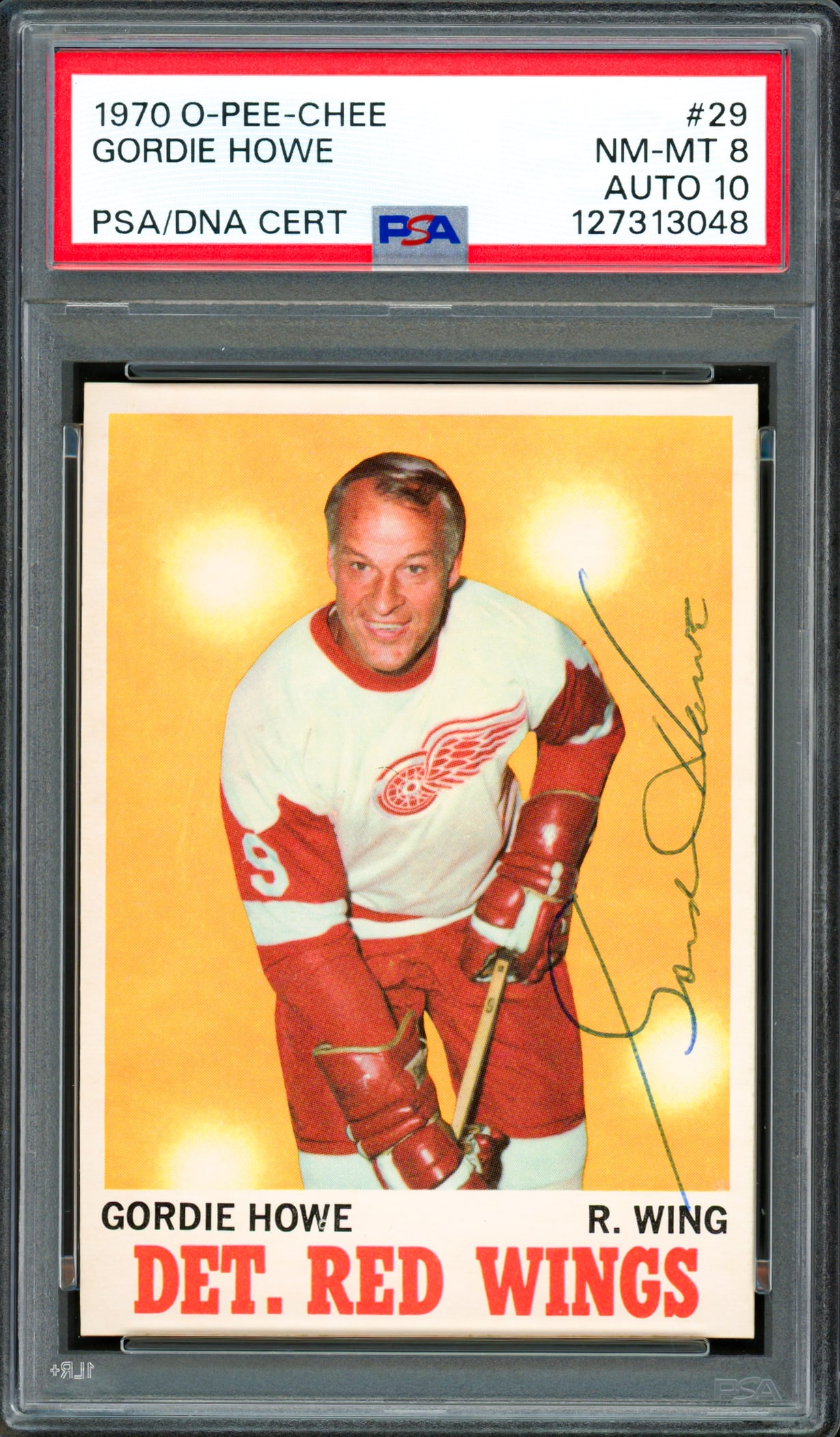 1970 OPC GORDIE HOWE SIGNED TRADING CARD - PSA ENCAPSULATED 8 /10 (1 of 2)