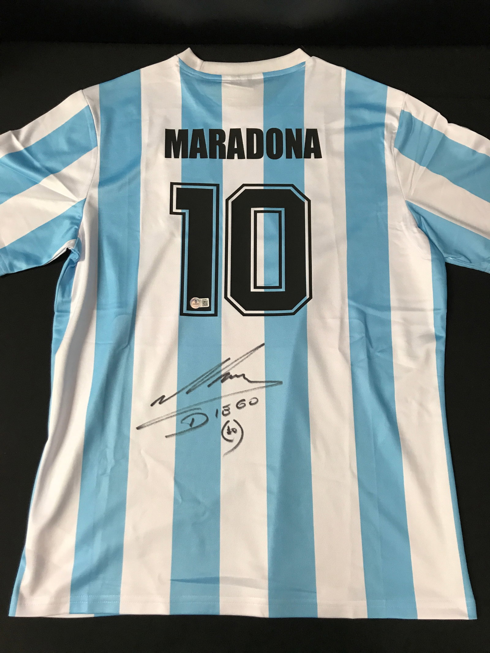 MARADONNA SIGNED ARGENTINA SOCCER JERSEY - BECKETT COA: Prices are in Canadian dollars