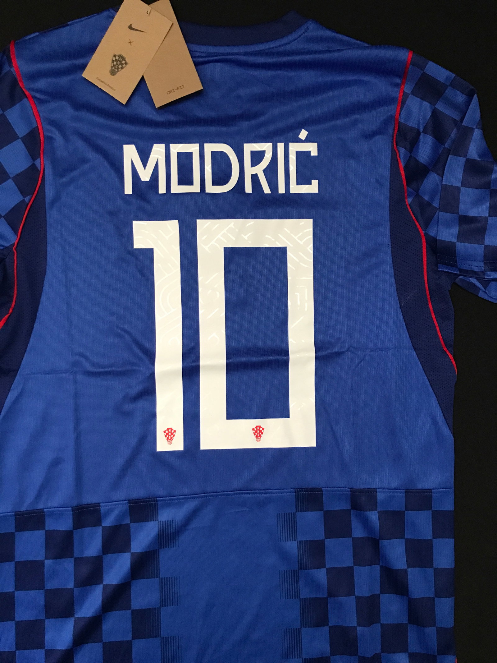LUKA MODRIC CROATIA NEW WITH TAGS SOCCER JERSEY: Prices are in Canadian dollars