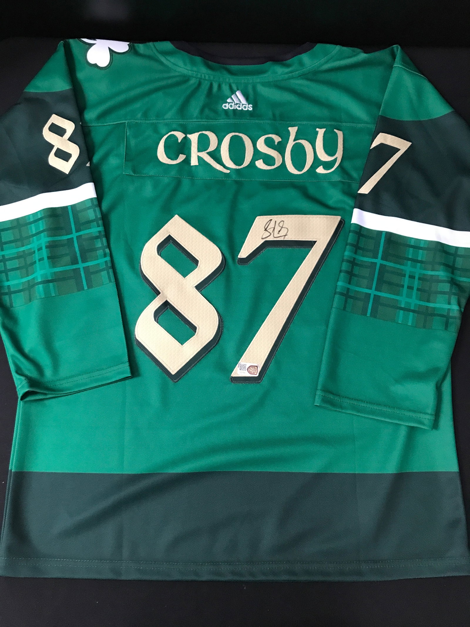 SIDNEY CROSBY SIGNED ST PATRICKS DAY PITTSBURGH PENGUINS CUSTOM JERSEY - ELITE COA: Prices are in Canadian dollars