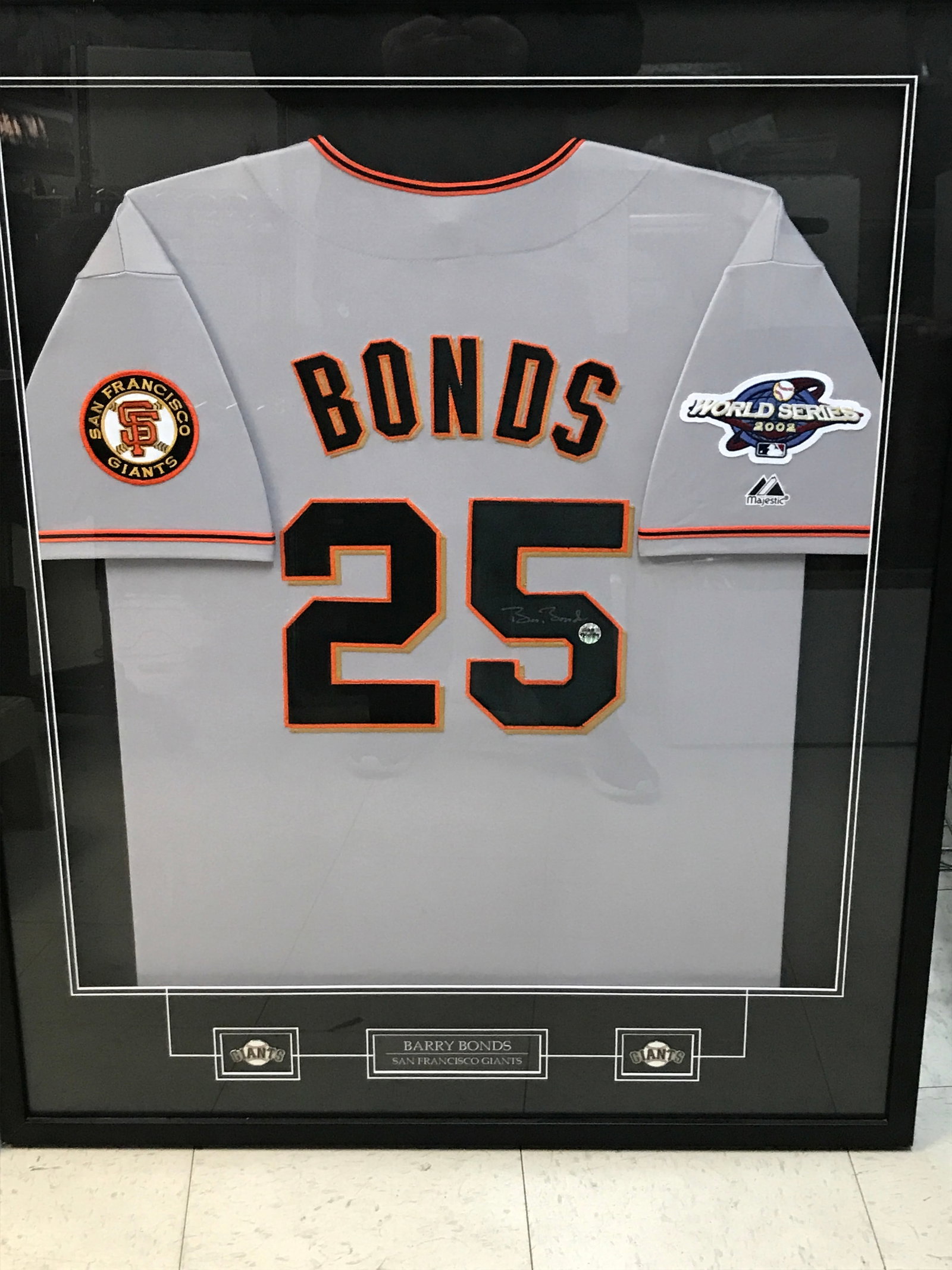 BARRY BONDS SIGNED AND FRAMED SAN FRANCISCO GIANTS JERSEY - BARRY BONDS COA (1 of 2)