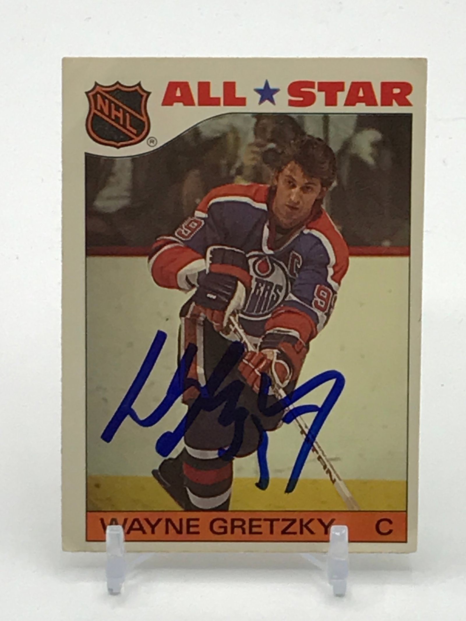 WAYNE GRETZKY SIGNED 1986 TOPPS TRADING CARD: Prices are in Canadian dollars