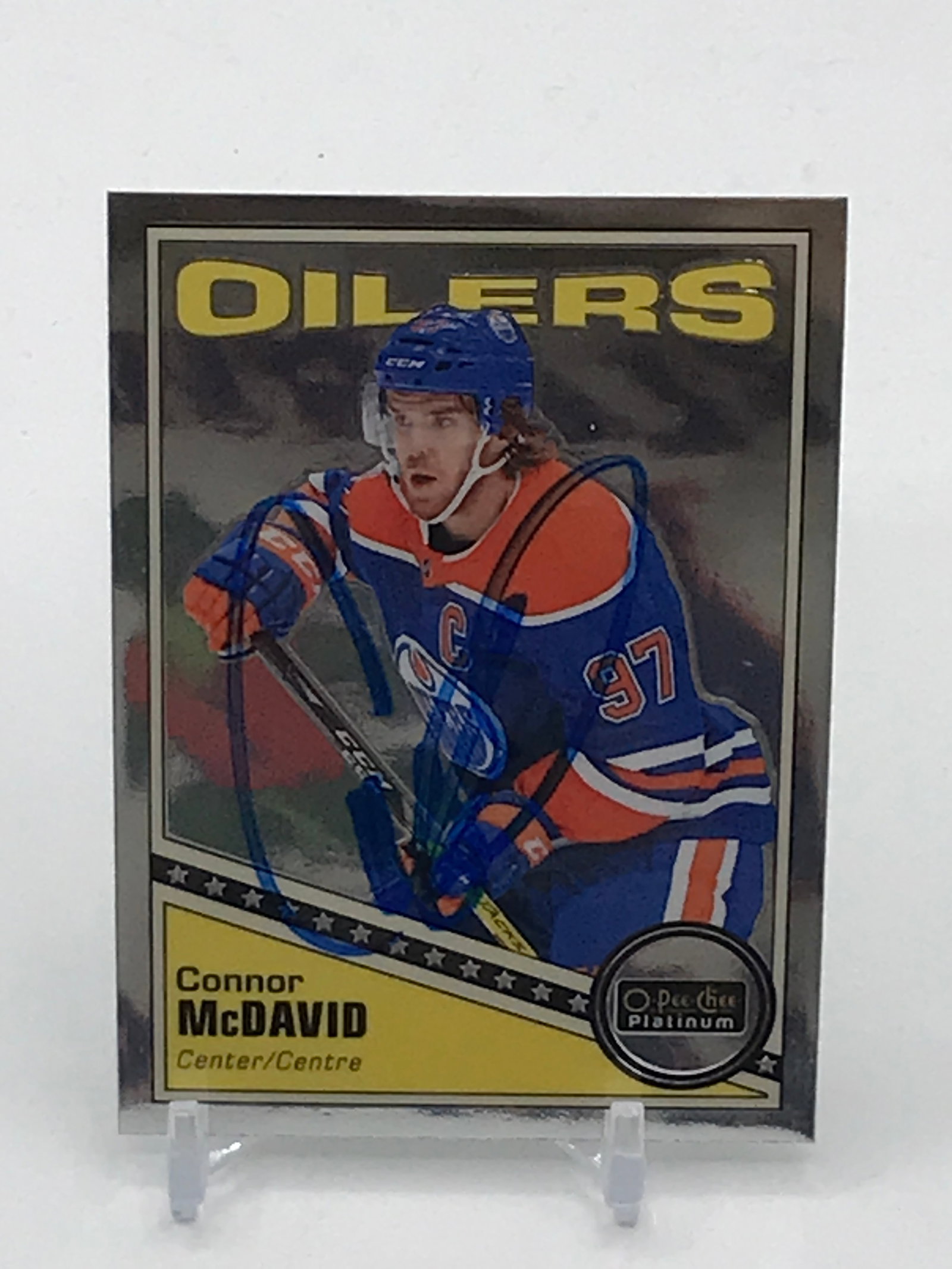 CONNOR MCDAVID SIGNED TRADING CARD: Prices are in Canadian dollars