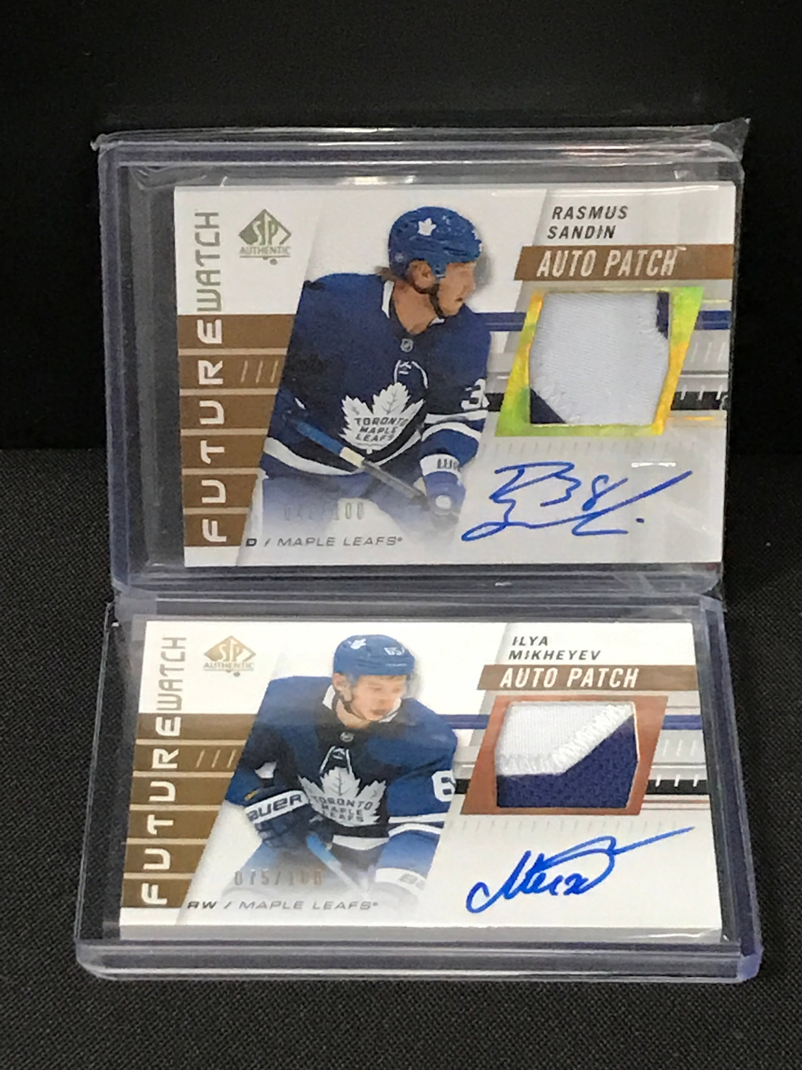 LOT OF 2 HOCKEY SIGNED PATCH TRADING CARDS (1 of 1)