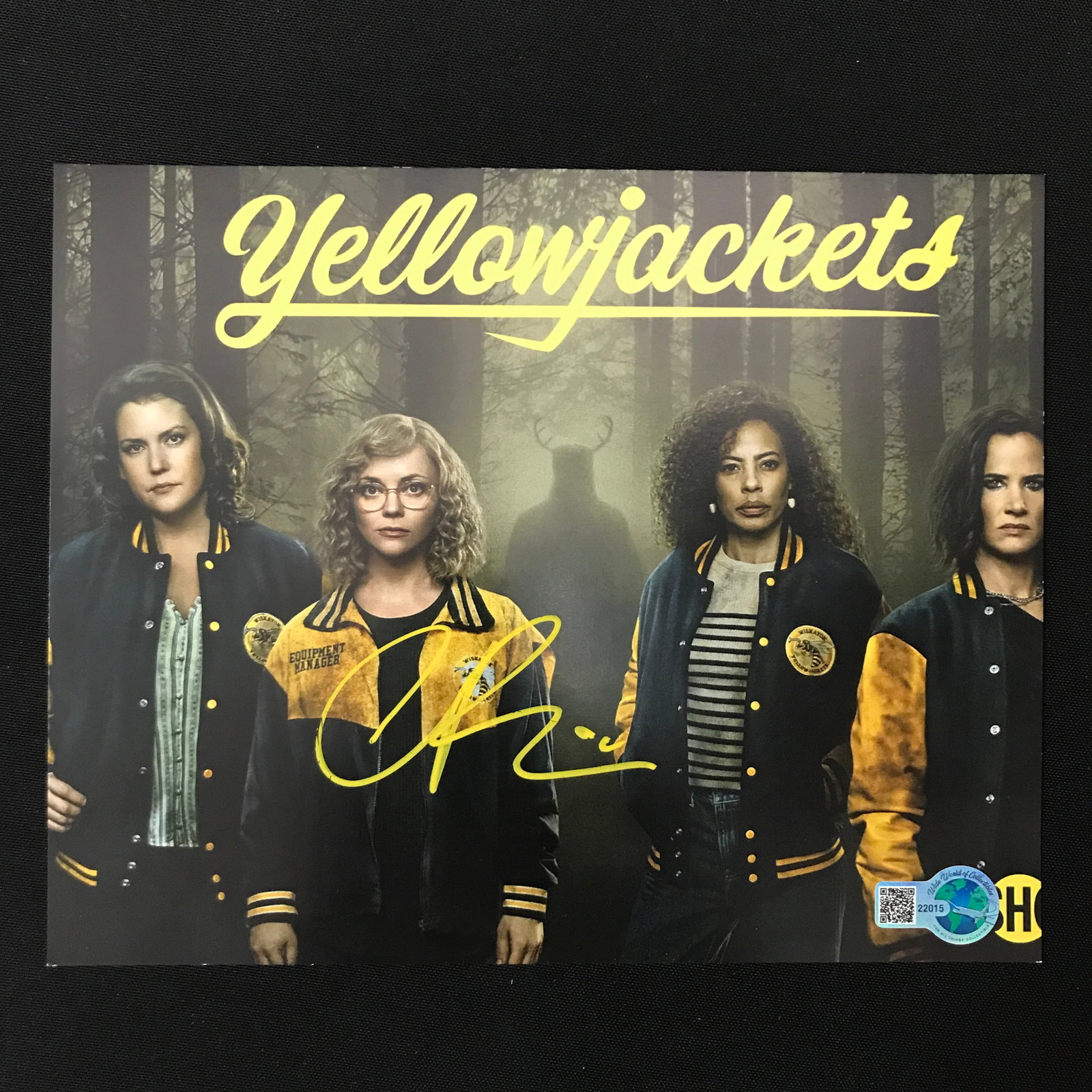 CHRISTINA RICCI SIGNED YELLOWJACKETS 8X10 - WWOC COA: Prices are in Canadian dollars