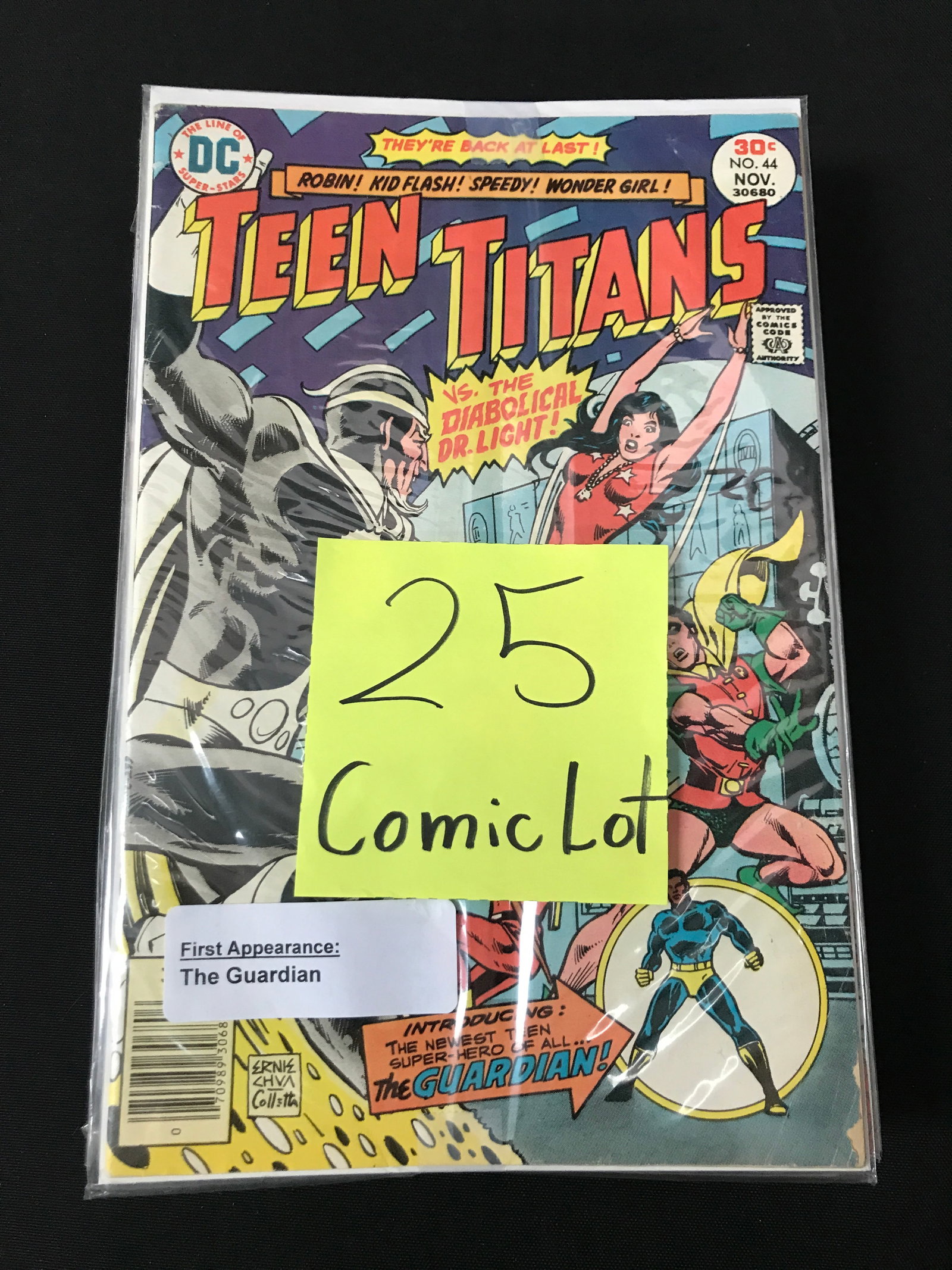 LOT OF 25 COMICS BAGGED AND BOARDED (MAINLY SUPERHERO): Prices are in Canadian dollars