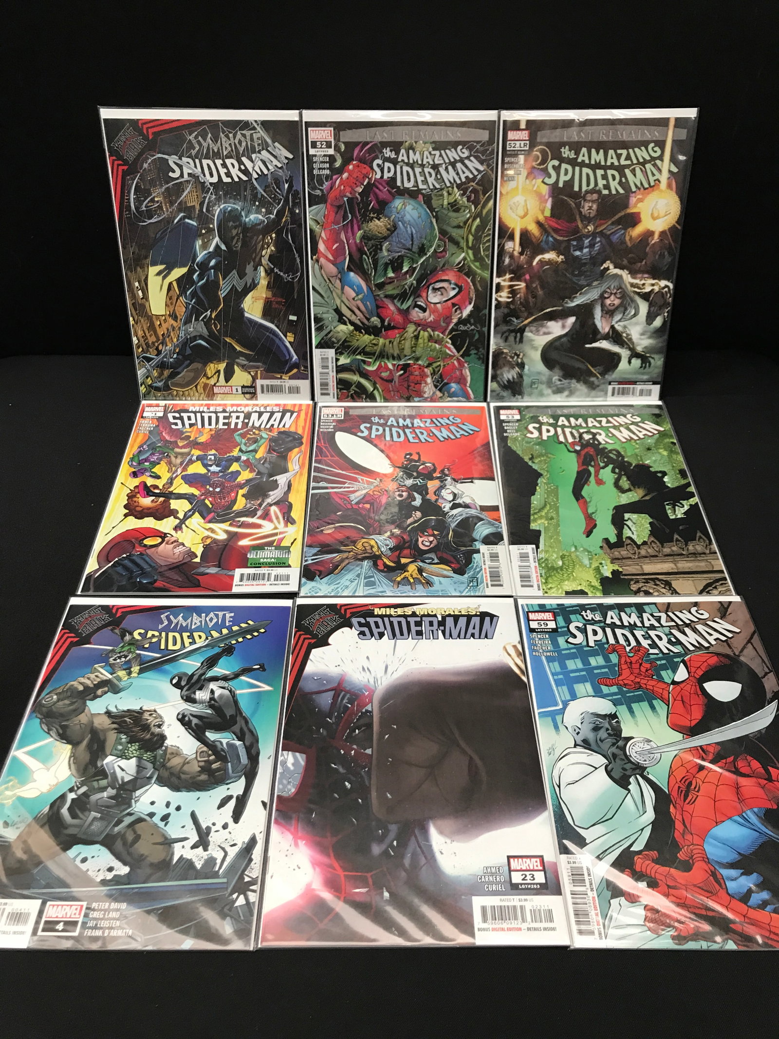 LOT OF 9 COMICS FEATURING SPIDERMAN - MARVEL COMICS (1 of 1)