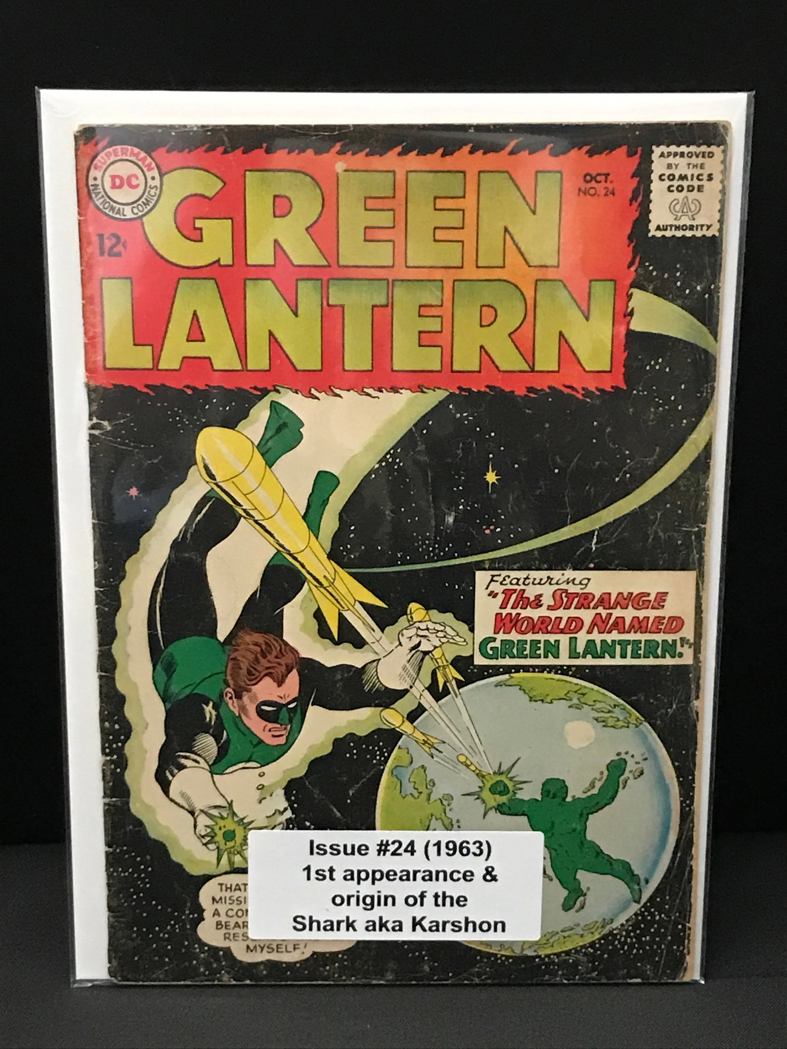 GREEN LANTERN #24 1ST APP OF SHARK - DC COMICS (1 of 1)