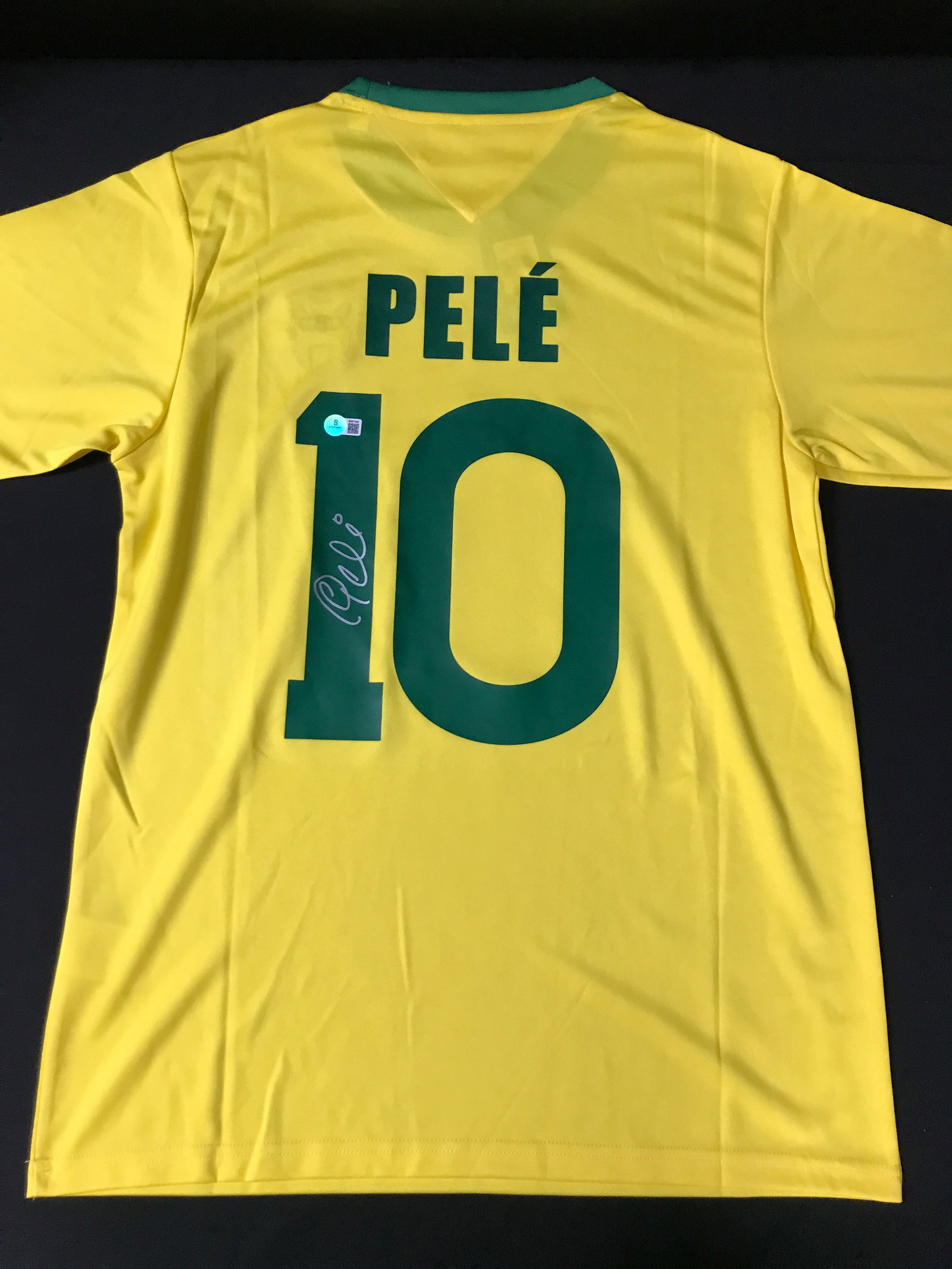 PELE SIGNED BRASIL SOCCER JERSEY - BECKETT COA (1 of 3)
