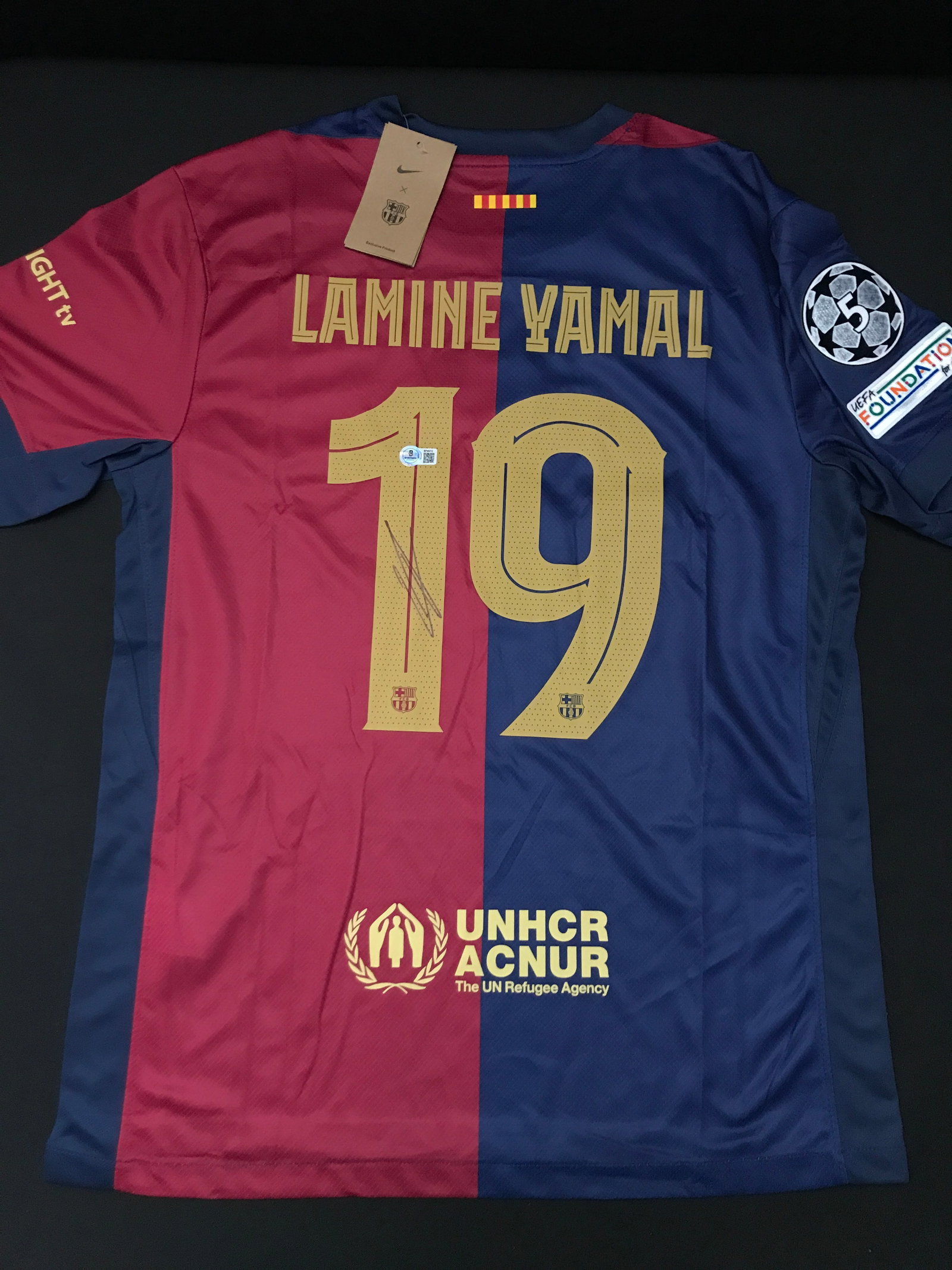 LAMINE YAMAL SIGNED FC BARCELONA SOCCER JERSEY - BECKETT COA (1 of 3)