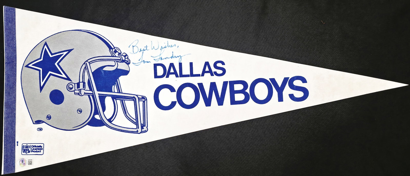 TOM LANDRY SIGNED DALLAS COWBOYS PENNANT (BECKETT COA): Prices are in Canadian dollars