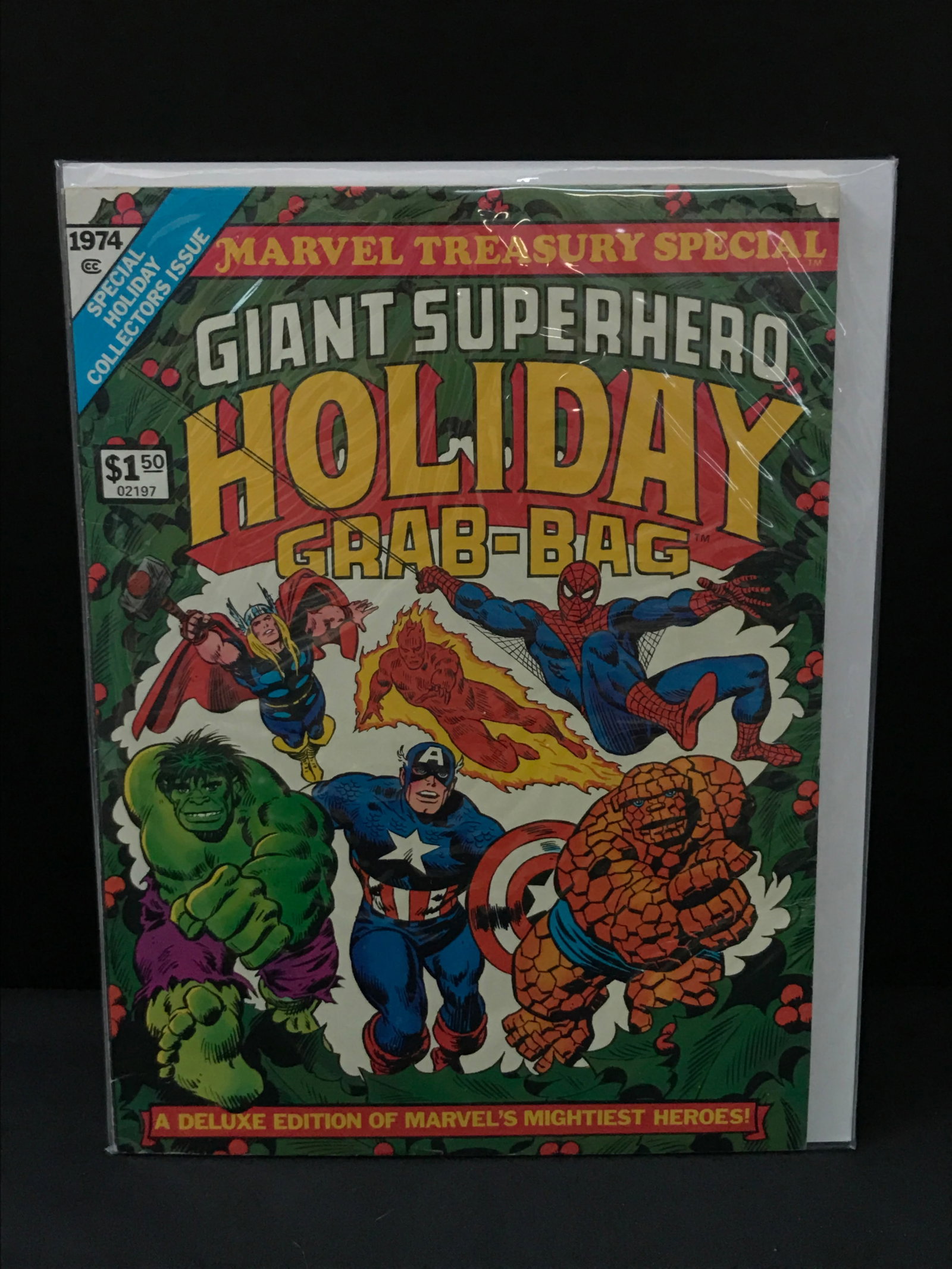 GIANT SUPERHERO HOLIDAY GRAB BAG MARVEL TREASURY EDITION - MARVEL COMICS (1 of 1)