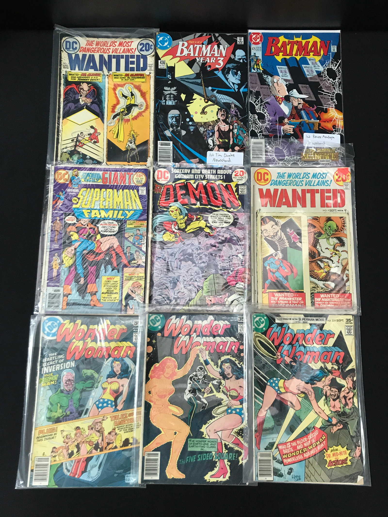LOT OF 9 DC COMICS - VARIOUS TITLES: Prices are in Canadian dollars