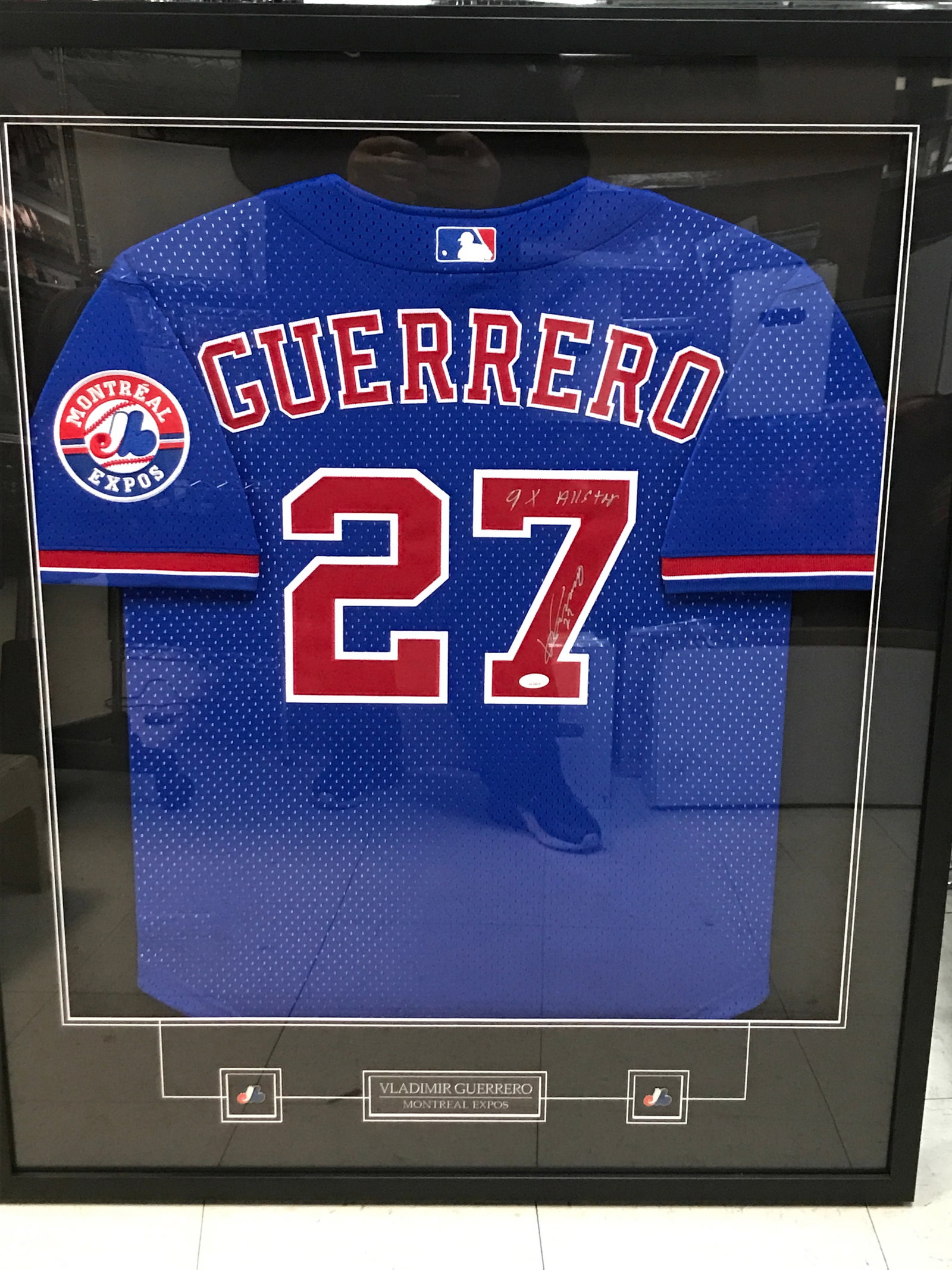 VLADIMIR GUERRERO SIGNED AND FRAMED MONTREAL EXPOS JERSEY - JSA COA: Prices are in Canadian dollars