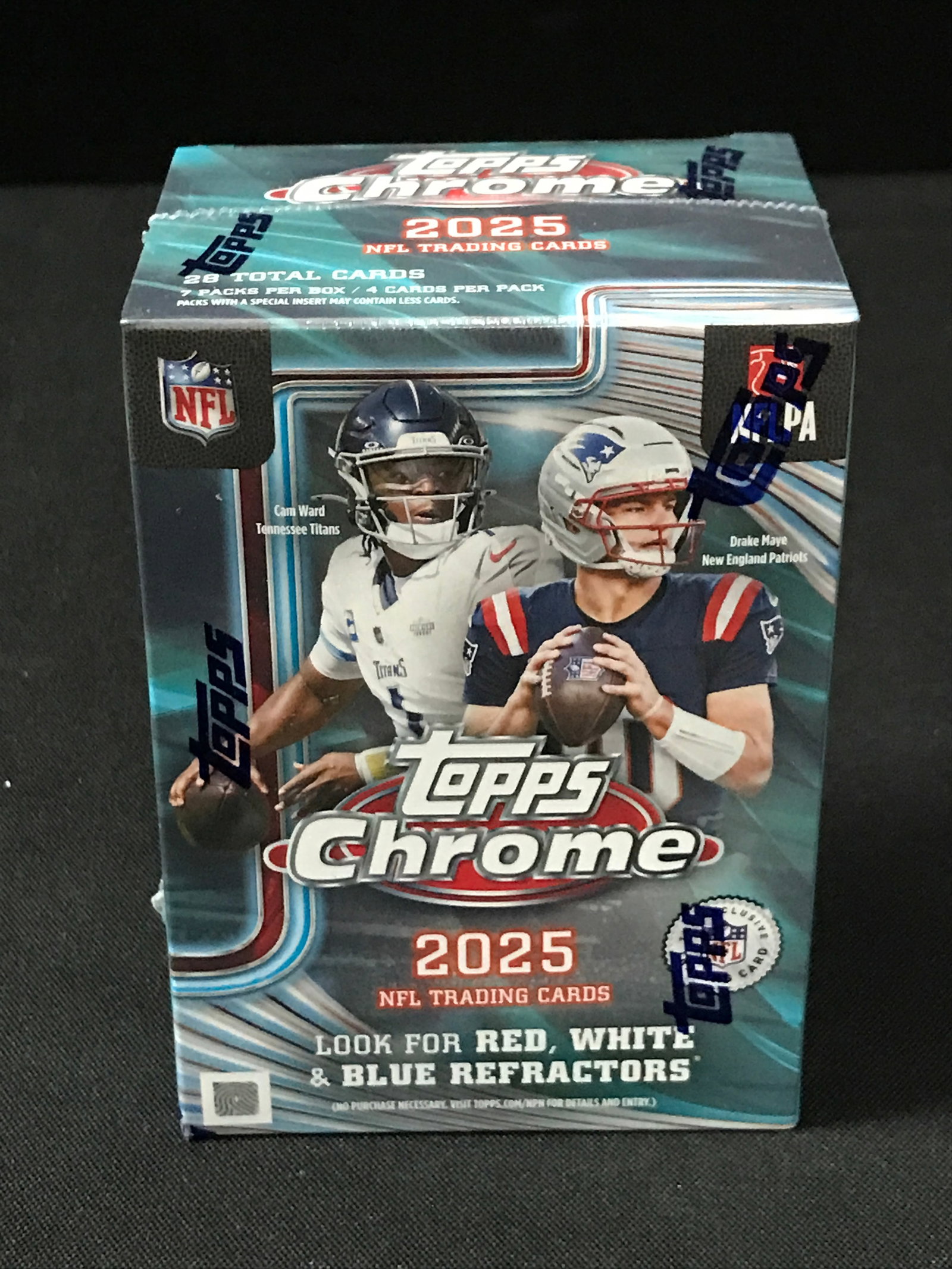2025 TOPPS CHROME FOOTBALL SEALED TRADING CARD BOX (1 of 1)