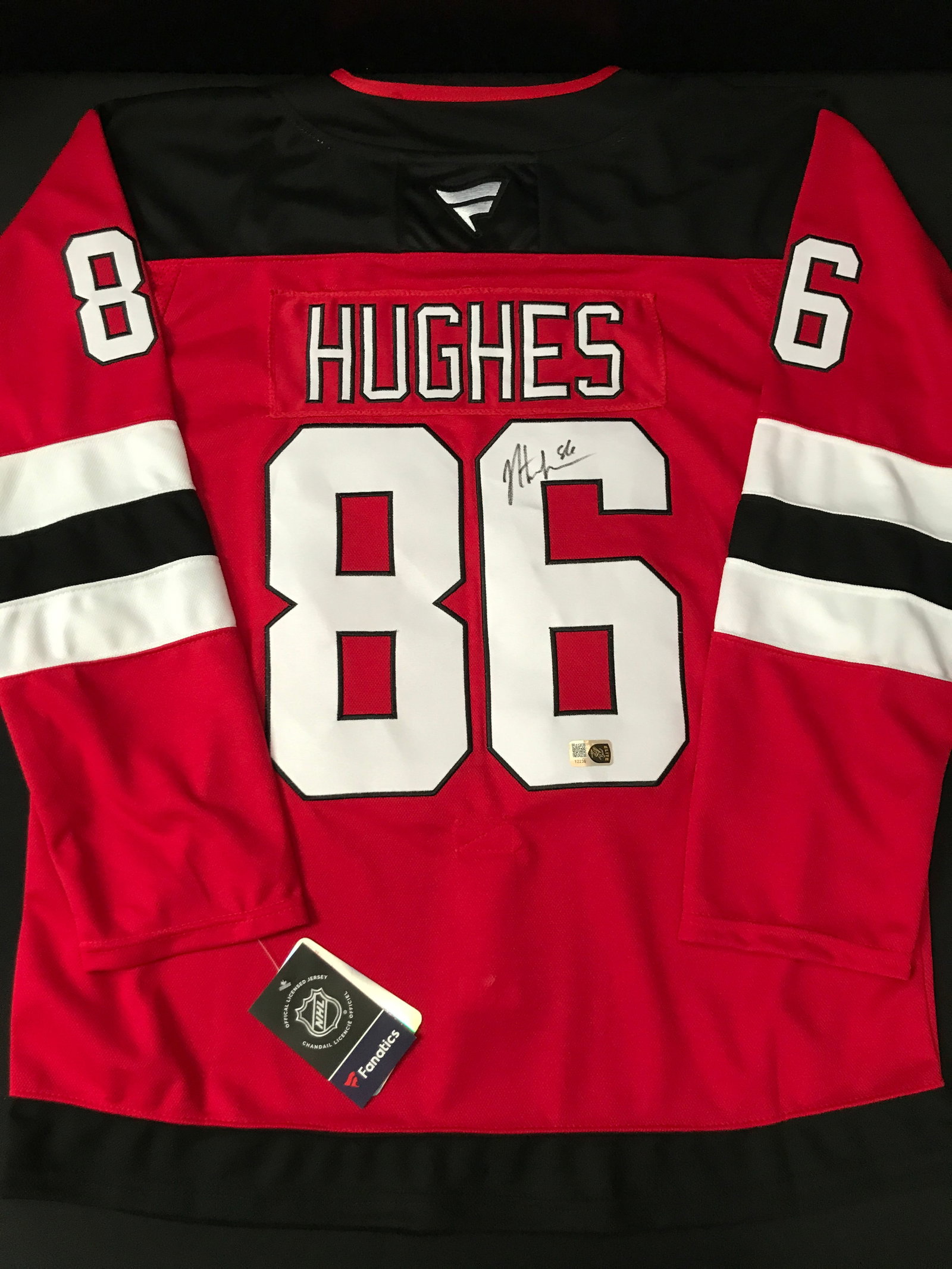 JACK HUGHES SIGNED NEW JERSEY DEVILS CUSTOM HOCKEY JERSEY - ELITE COA: Prices are in Canadian dollars