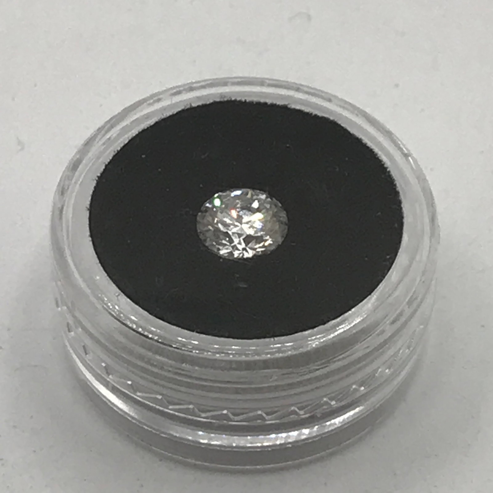 1.12CT ROUND BRILLIANT LAB GROWN DIAMOND WITH IGI REPORT: Prices are in Canadian dollars