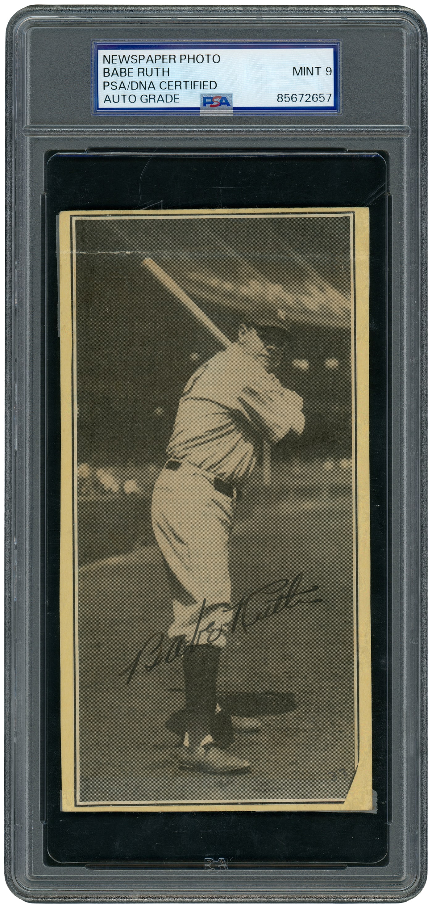 BABE RUTH SIGNED NEWSPAPER PHOTO - PSA GRADE 9 (1 of 2)
