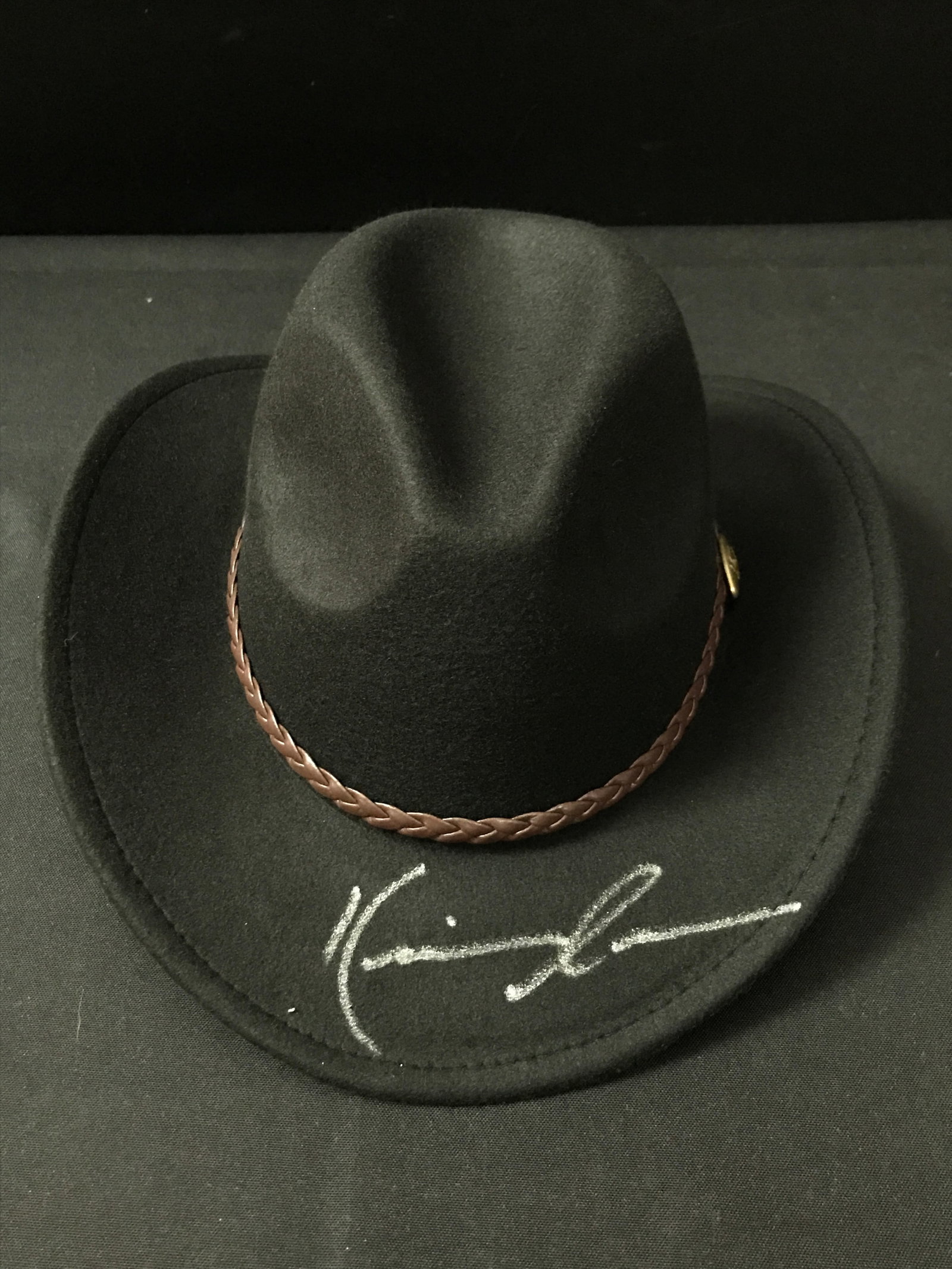 KEVIN COSTNER SIGNED YELLOWSTONE COWBOY HAT - KB COA: Prices are in Canadian dollars