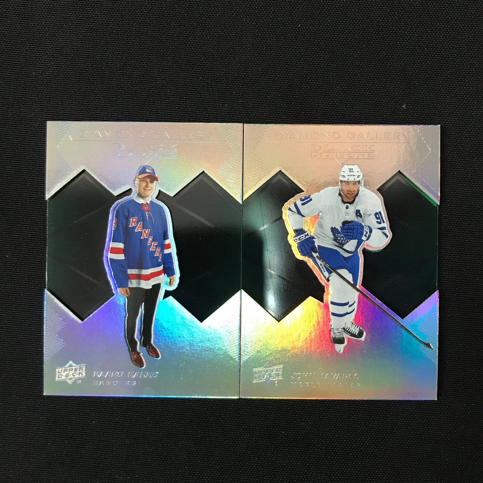 LOT OF 2 TOPPS BLACK DIAMOND HOCKEY TRADING CARDS: Prices are in Canadian dollars