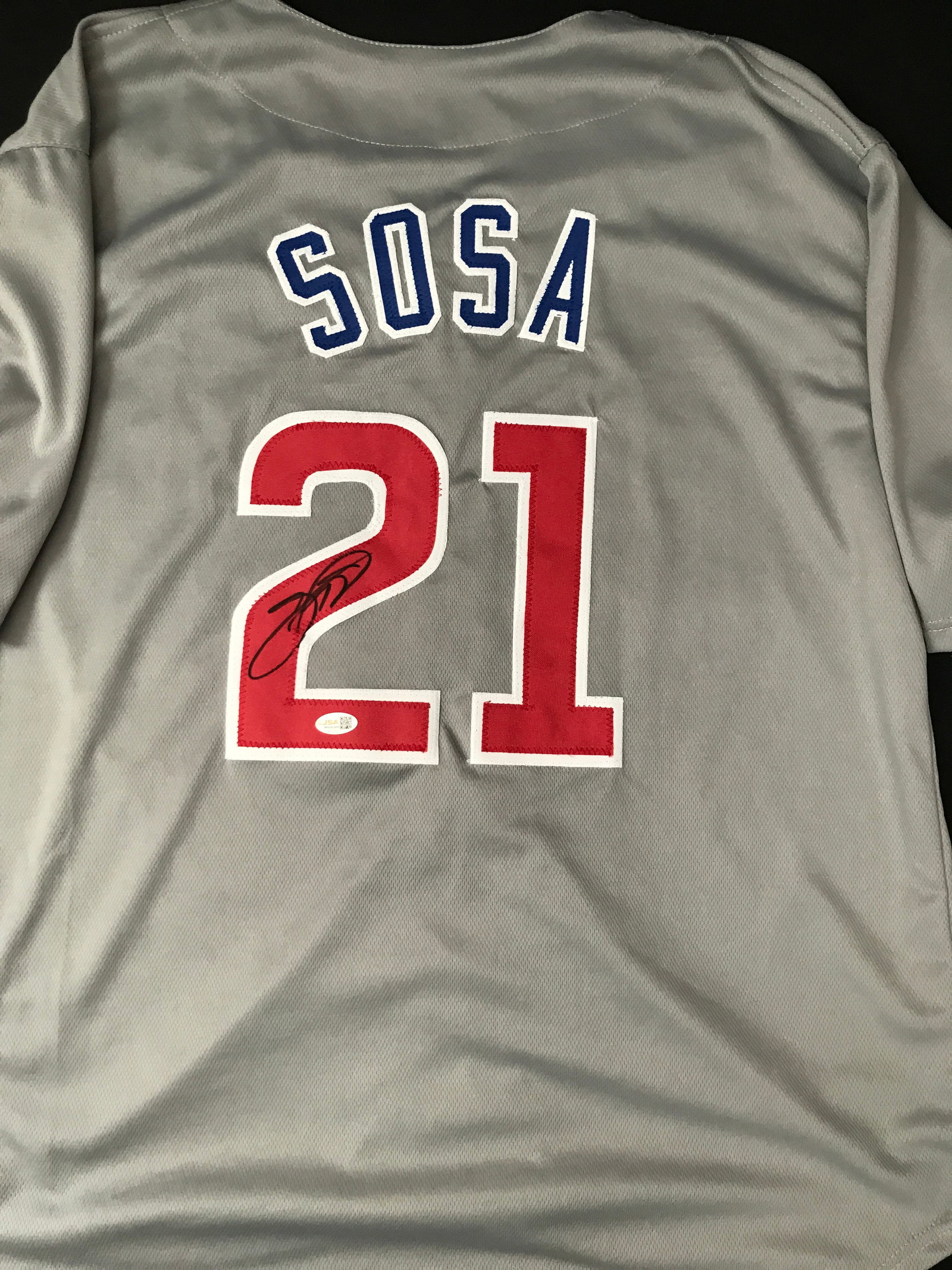 SAMMY SOSA SIGNED CHICAGO CUBS JERSEY - JSA COA (1 of 3)