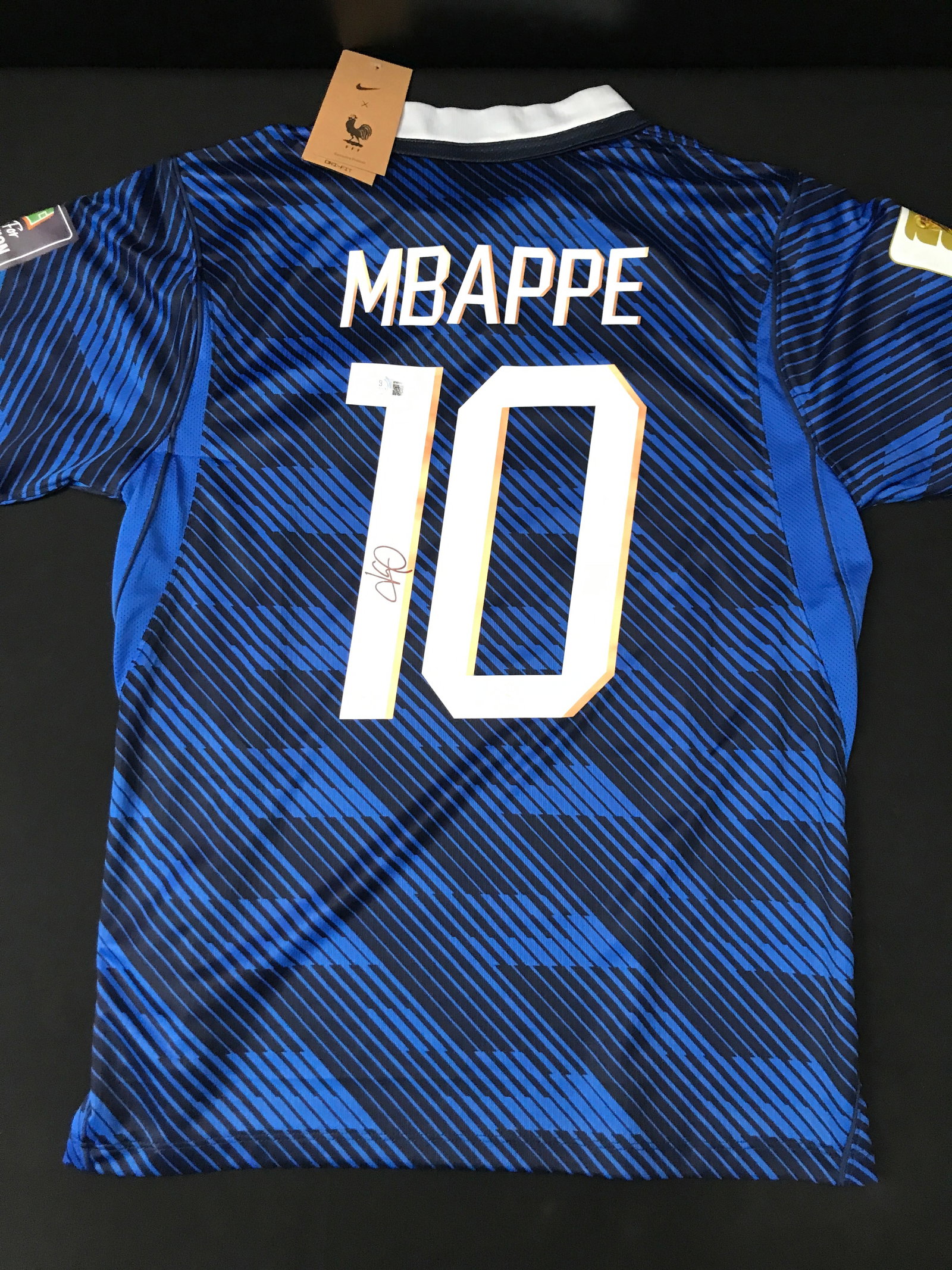 KYLIAN MBAPPE SIGNED FRANCE JERSEY - BECKETT COA: Prices are in Canadian dollars