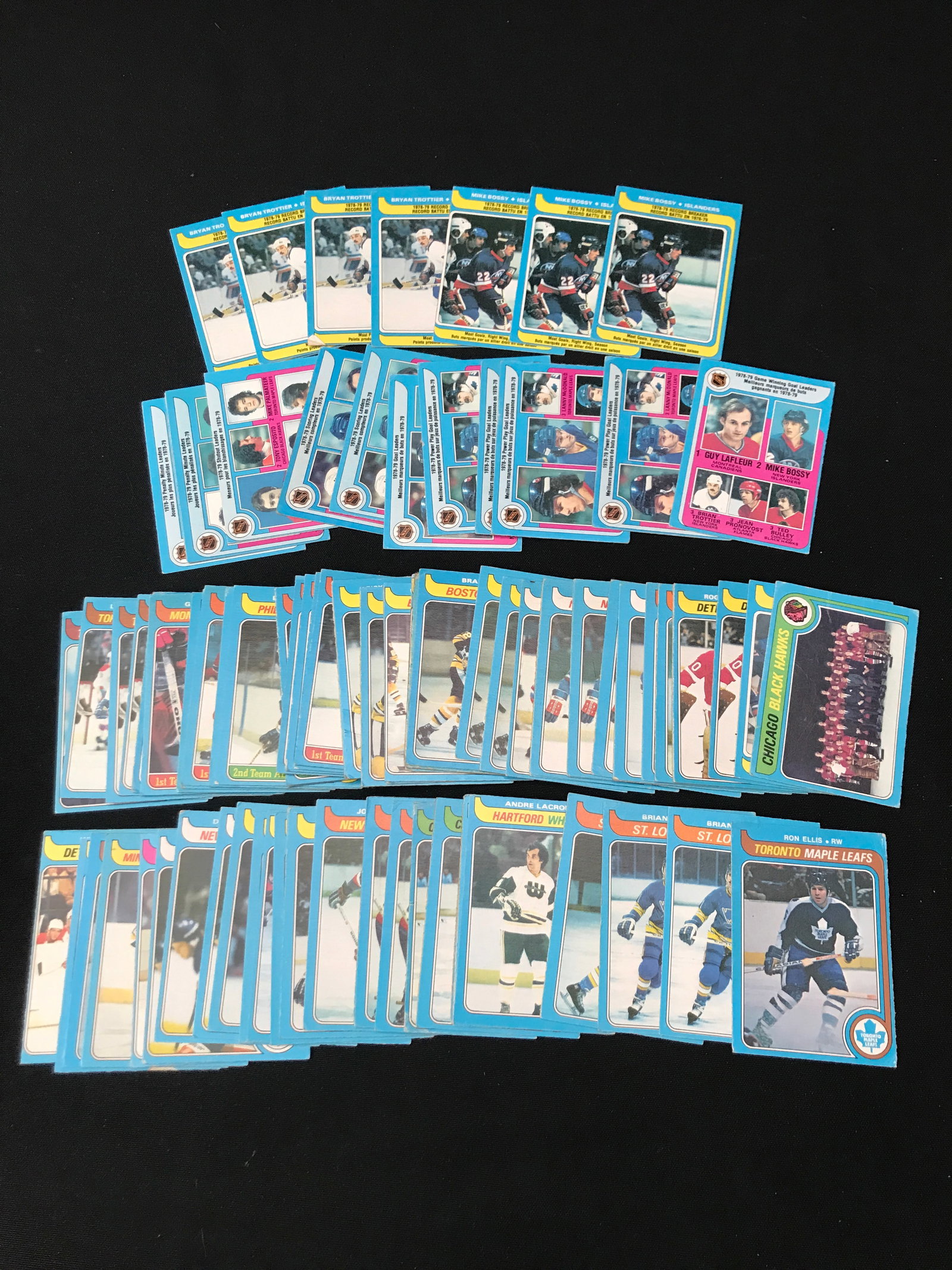 1979 O PEE CHEE HOCKEY CARD LOT: Prices are in Canadian dollars