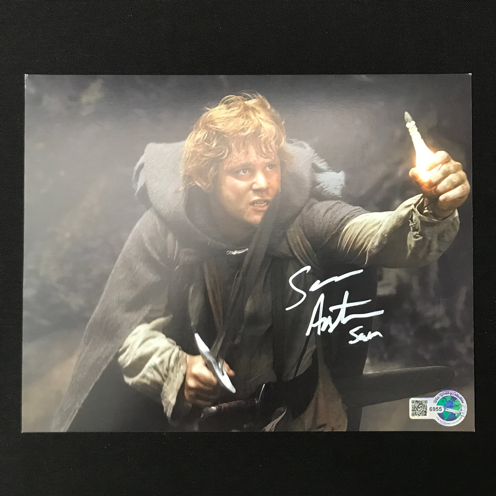 SEAN ASTIN SIGNED LORD OF THE RINGS 8X10 - WWOC COA: Prices are in Canadian dollars