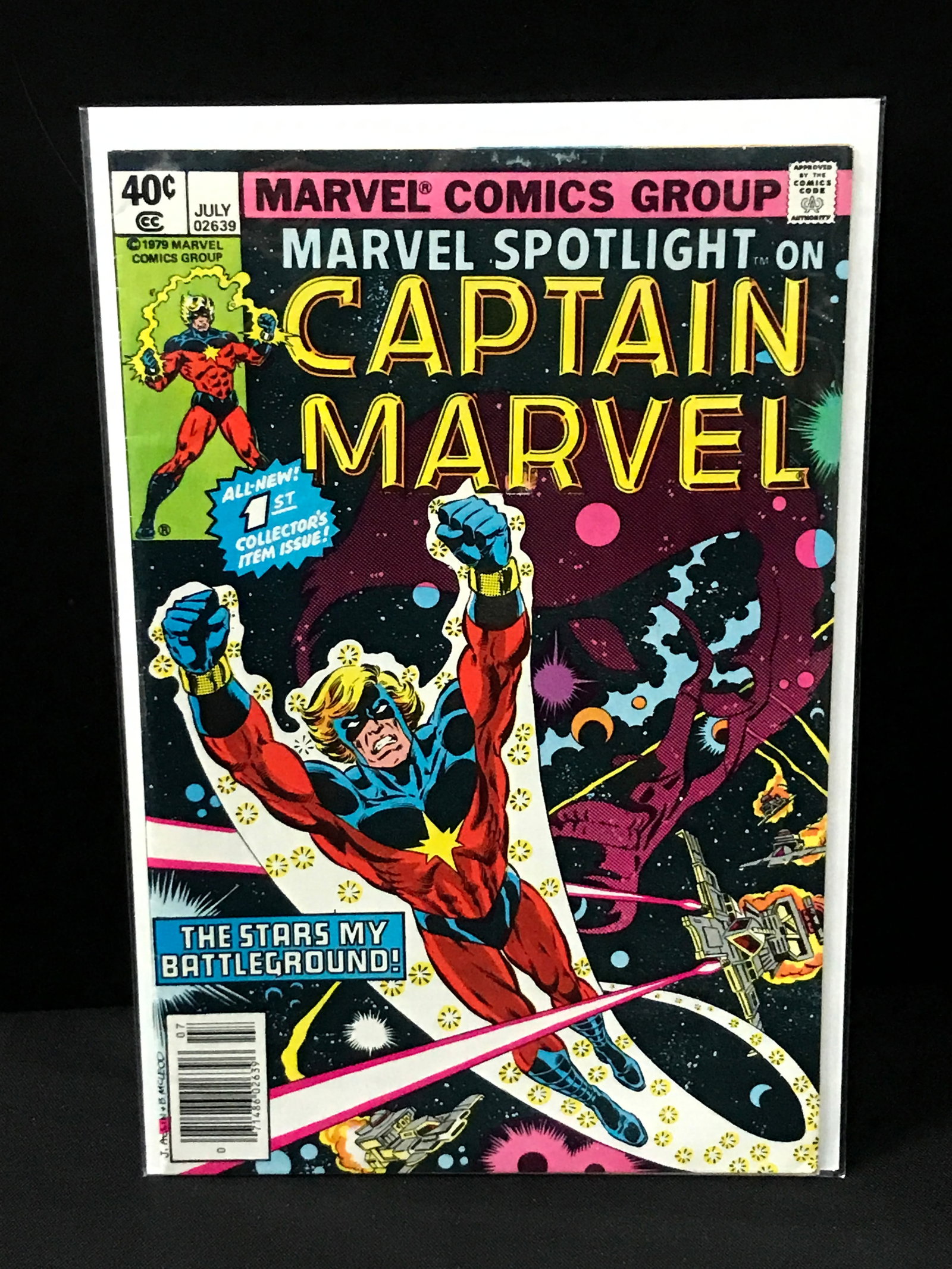 MARVEL SPOTLIGHT ON CAPTAIN MARVEL #1 - MARVEL COMICS (1 of 1)