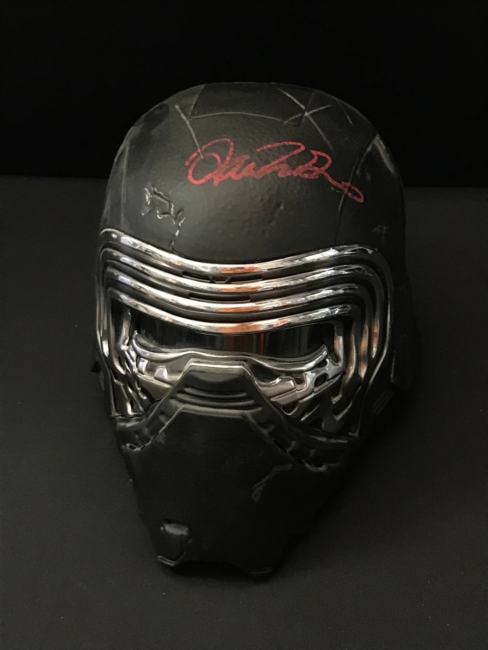 ADAM DRIVER SIGNED KYLO REN HELMET - HOLLYWOOD COA: Prices are in Canadian dollars