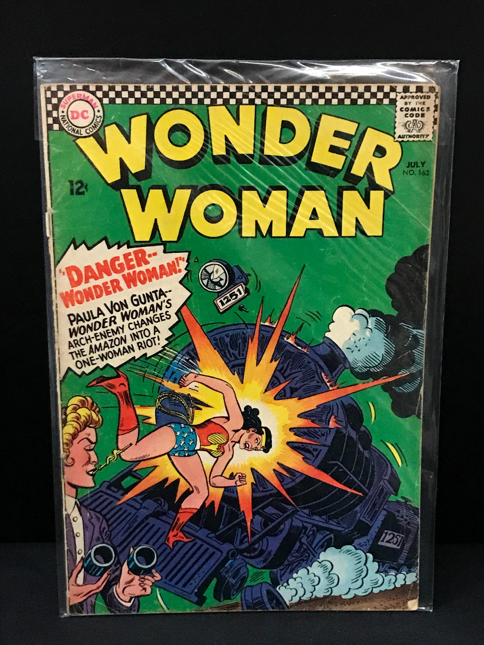WONDER WOMAN #163 - DC COMICS (1 of 1)