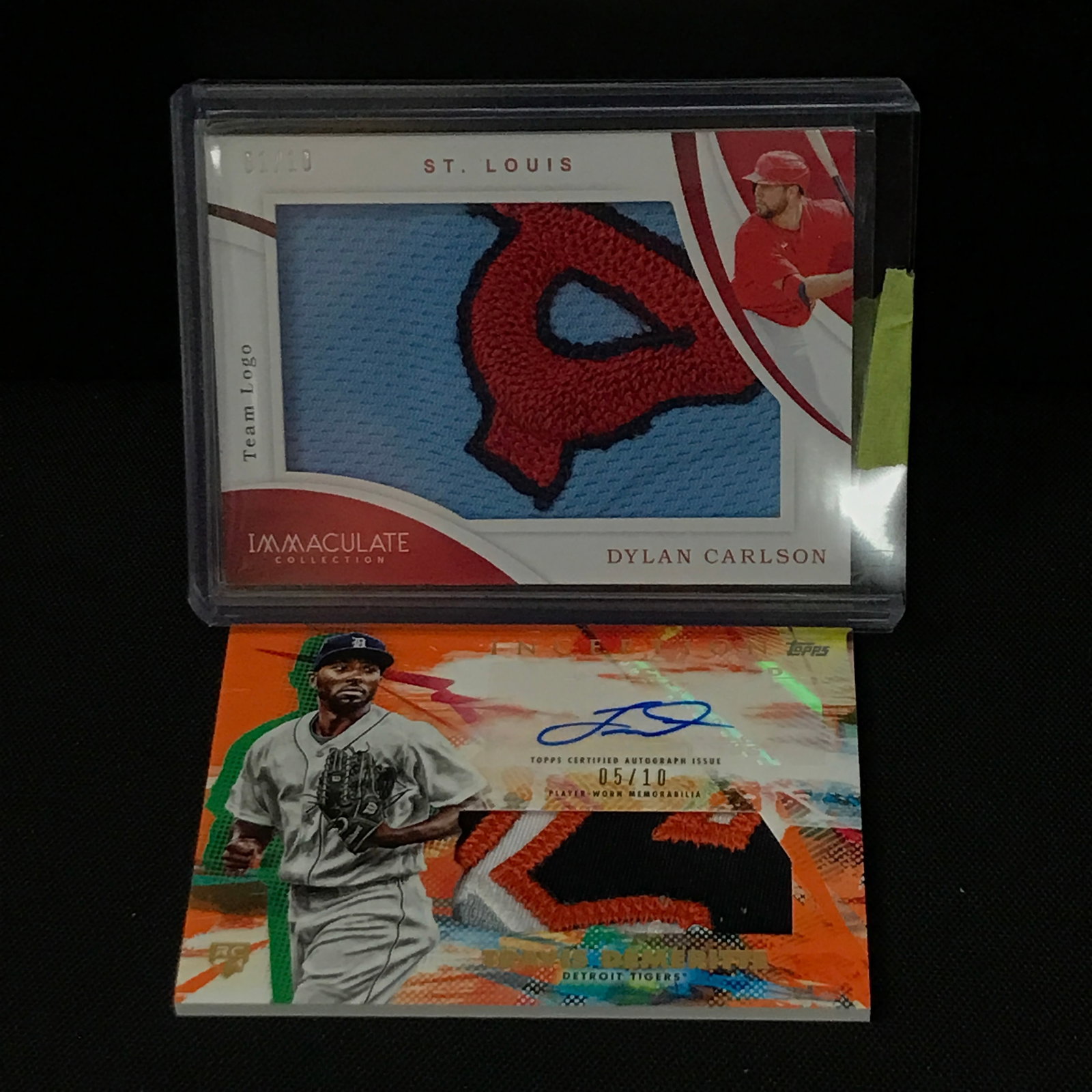 LOT OF 2 BASEBALL TRADING CARDS - INCLUDING 1 ROOKIE SIGNED PATCH 05/10: Prices are in Canadian dollars